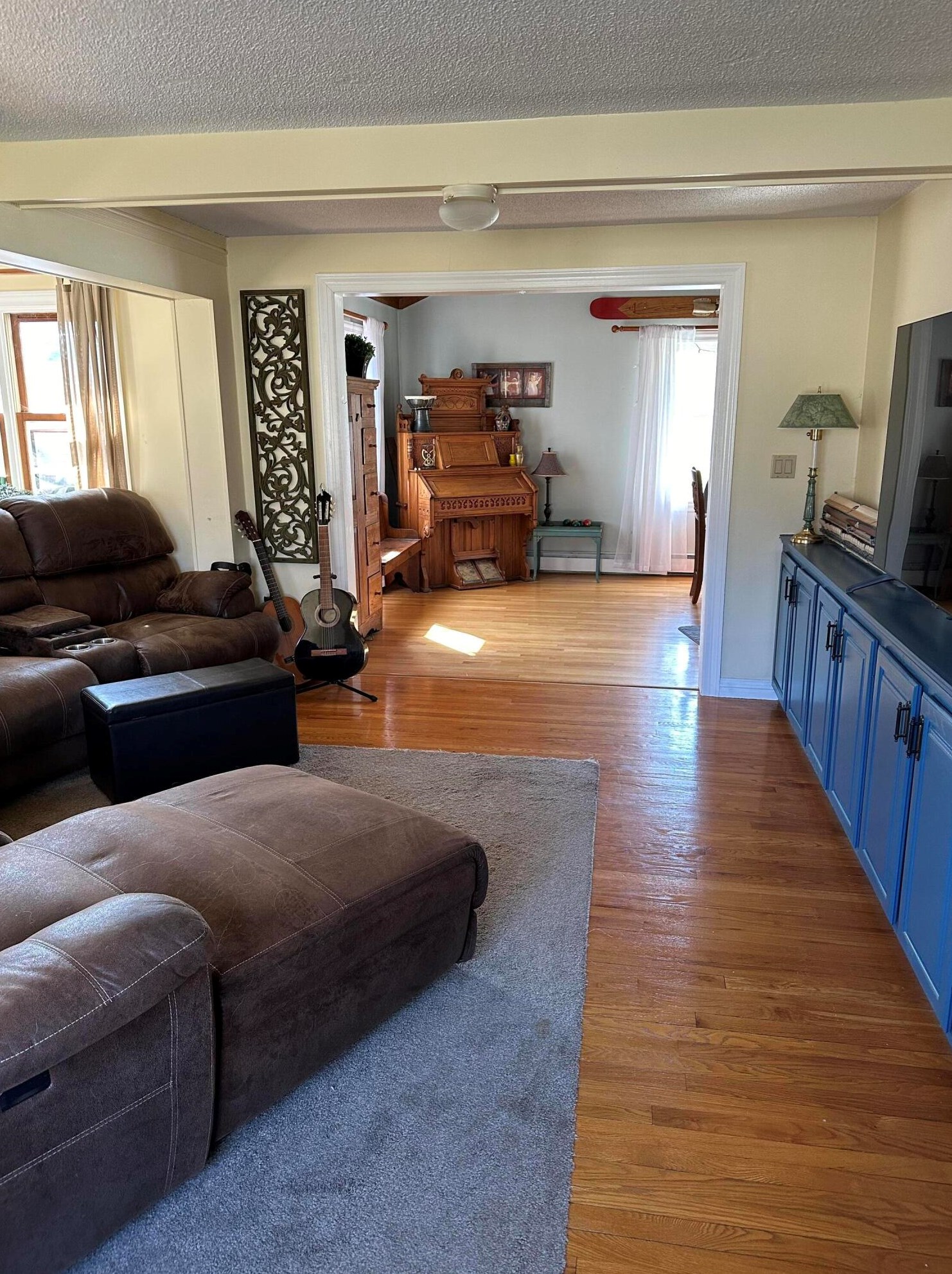 522 Spring St, Lake Geneva, WI 53147-1242
