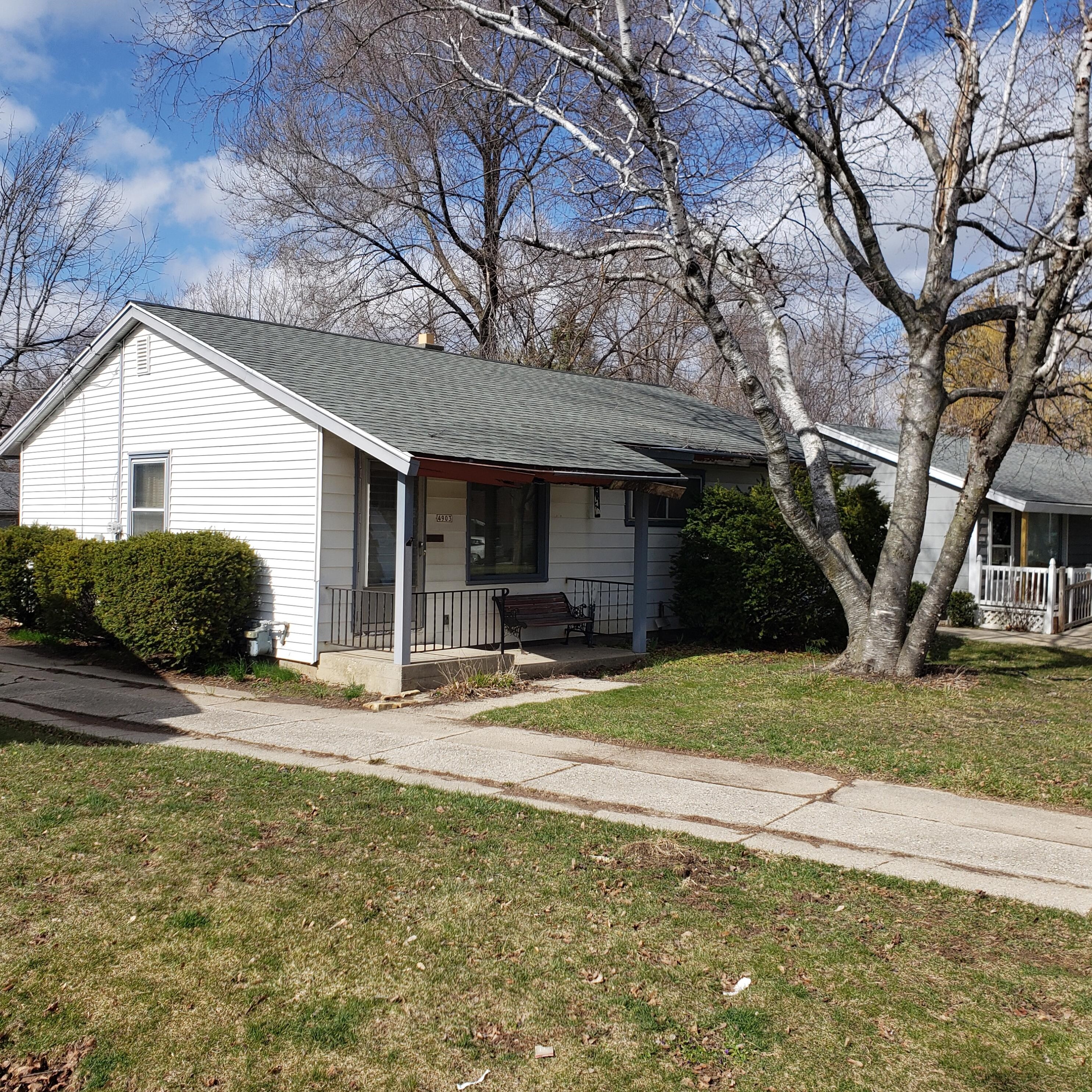 4903 N 78th St, Milwaukee, WI 53218