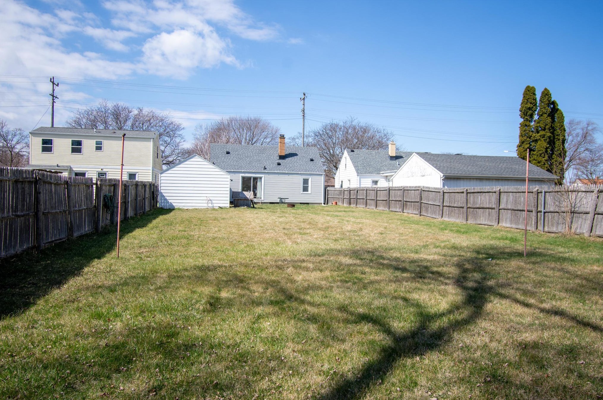 7607 30th Ave, Kenosha WI  53142-4607 exterior