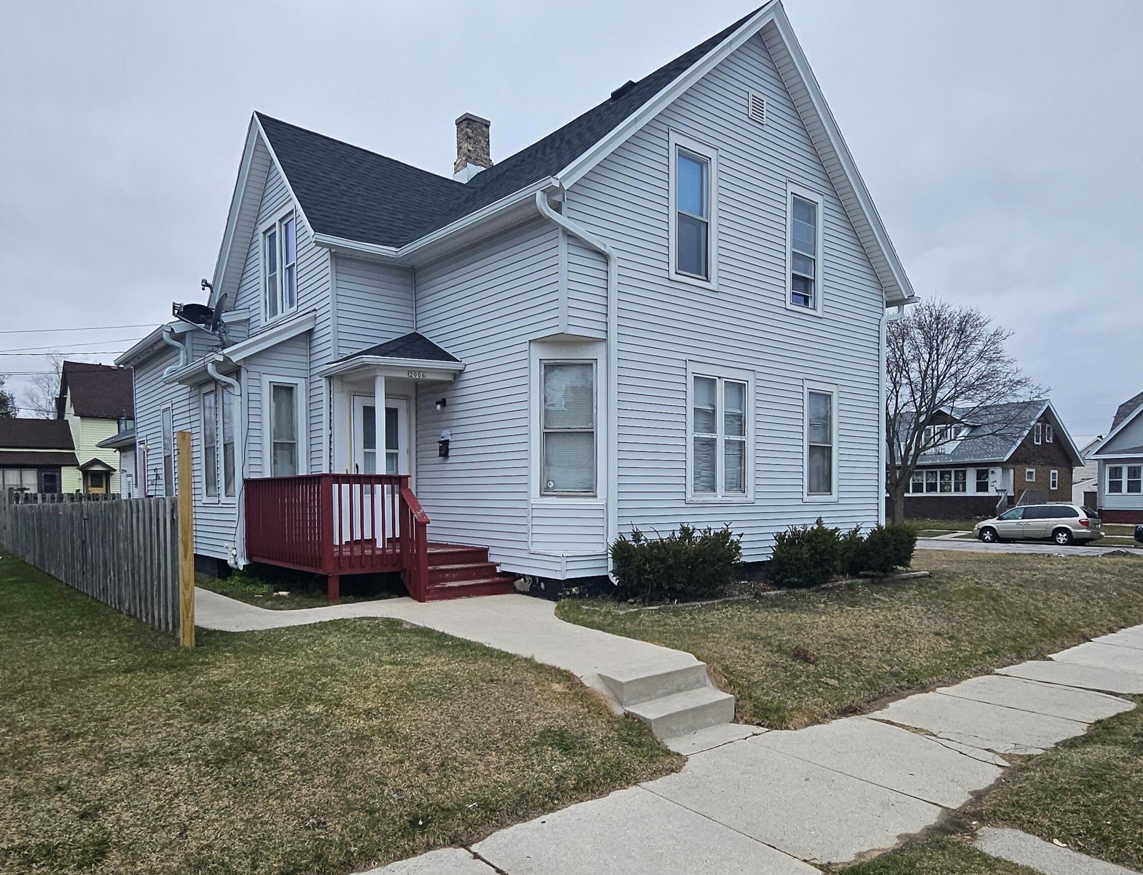 2006 11th St, Sheboygan, WI 53081-2641