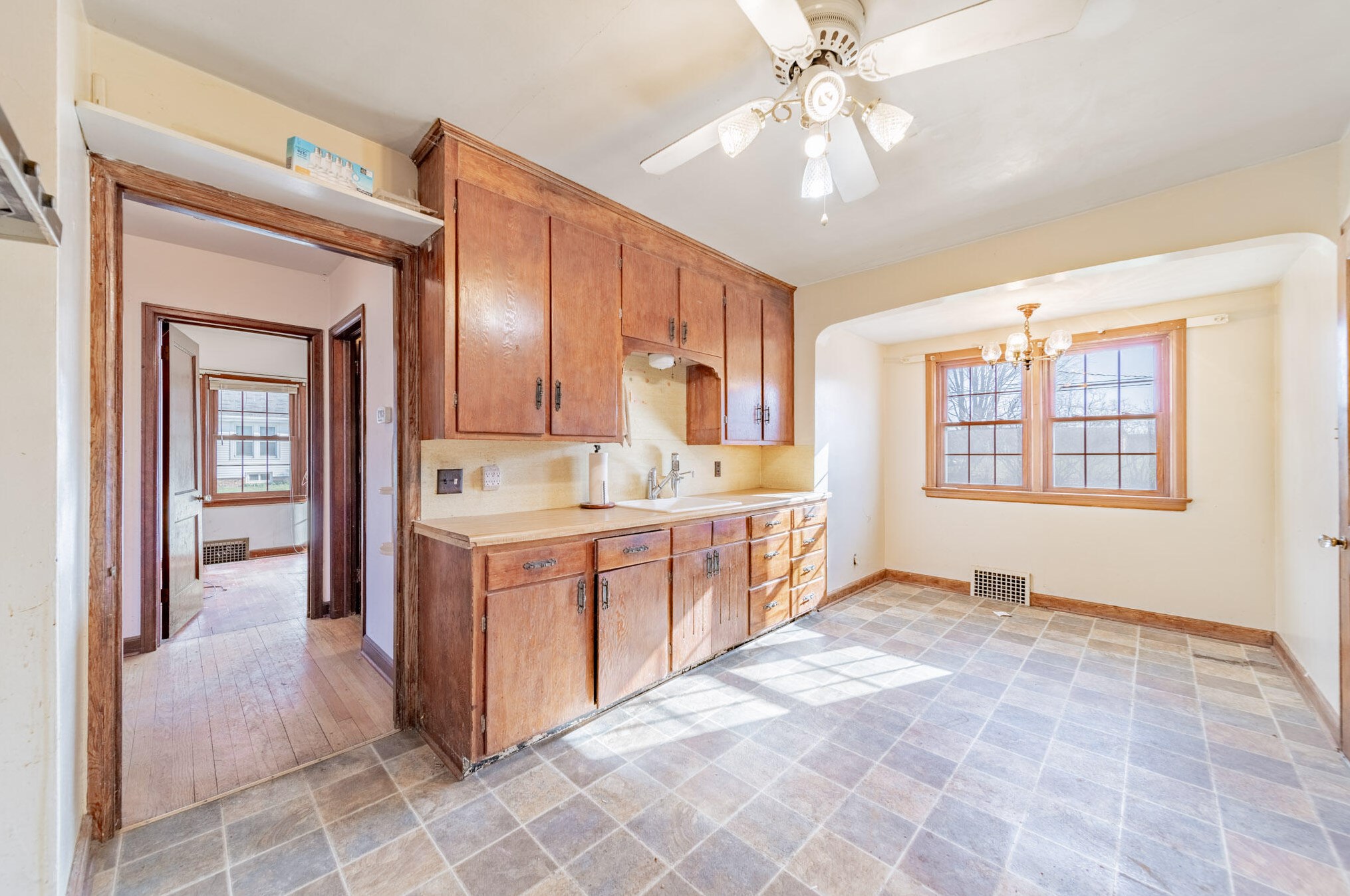 309 Bishop Ave, Plymouth, WI 53073