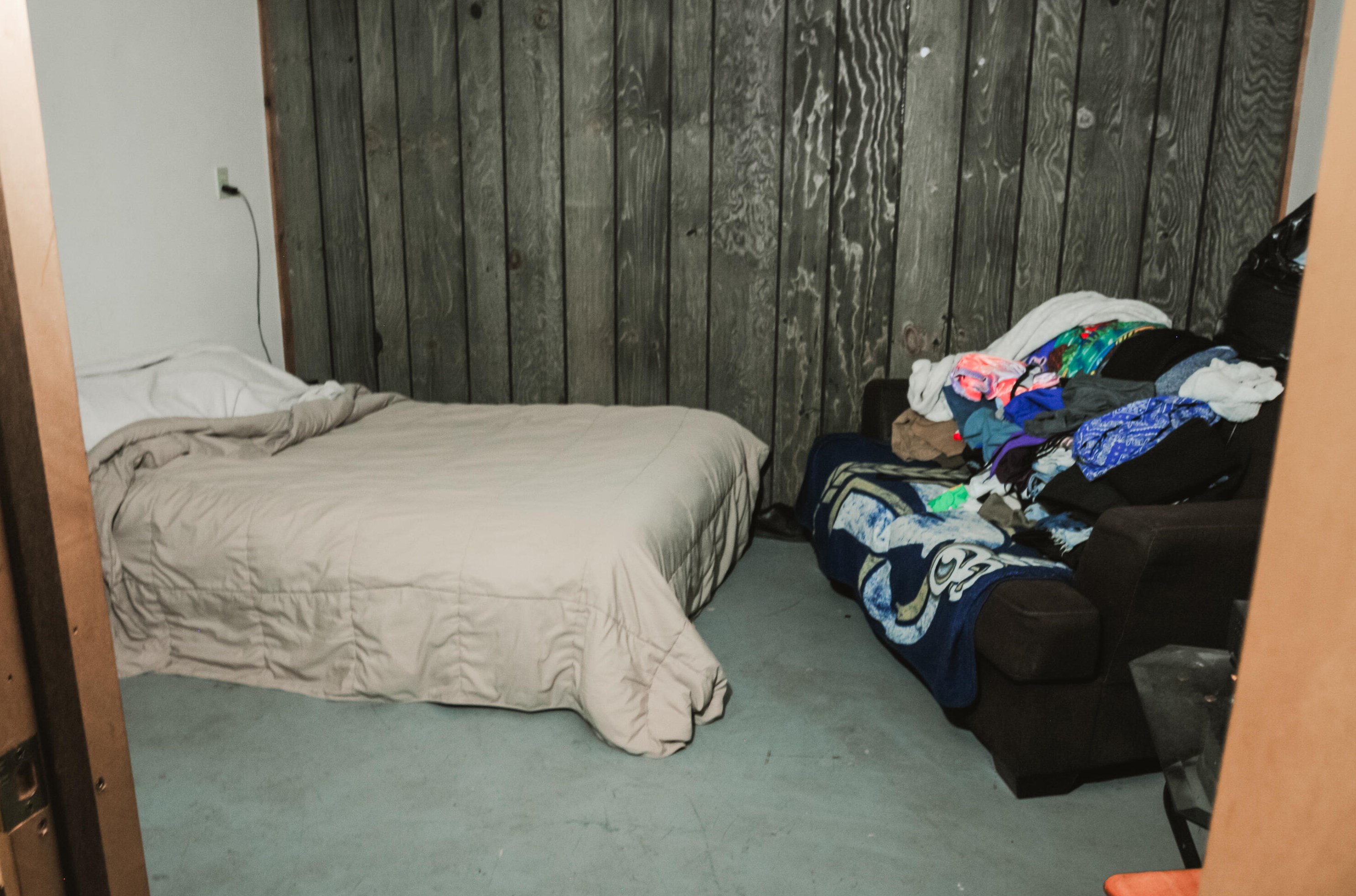 5831 74, Milwaukee WI 53214-4724 exterior