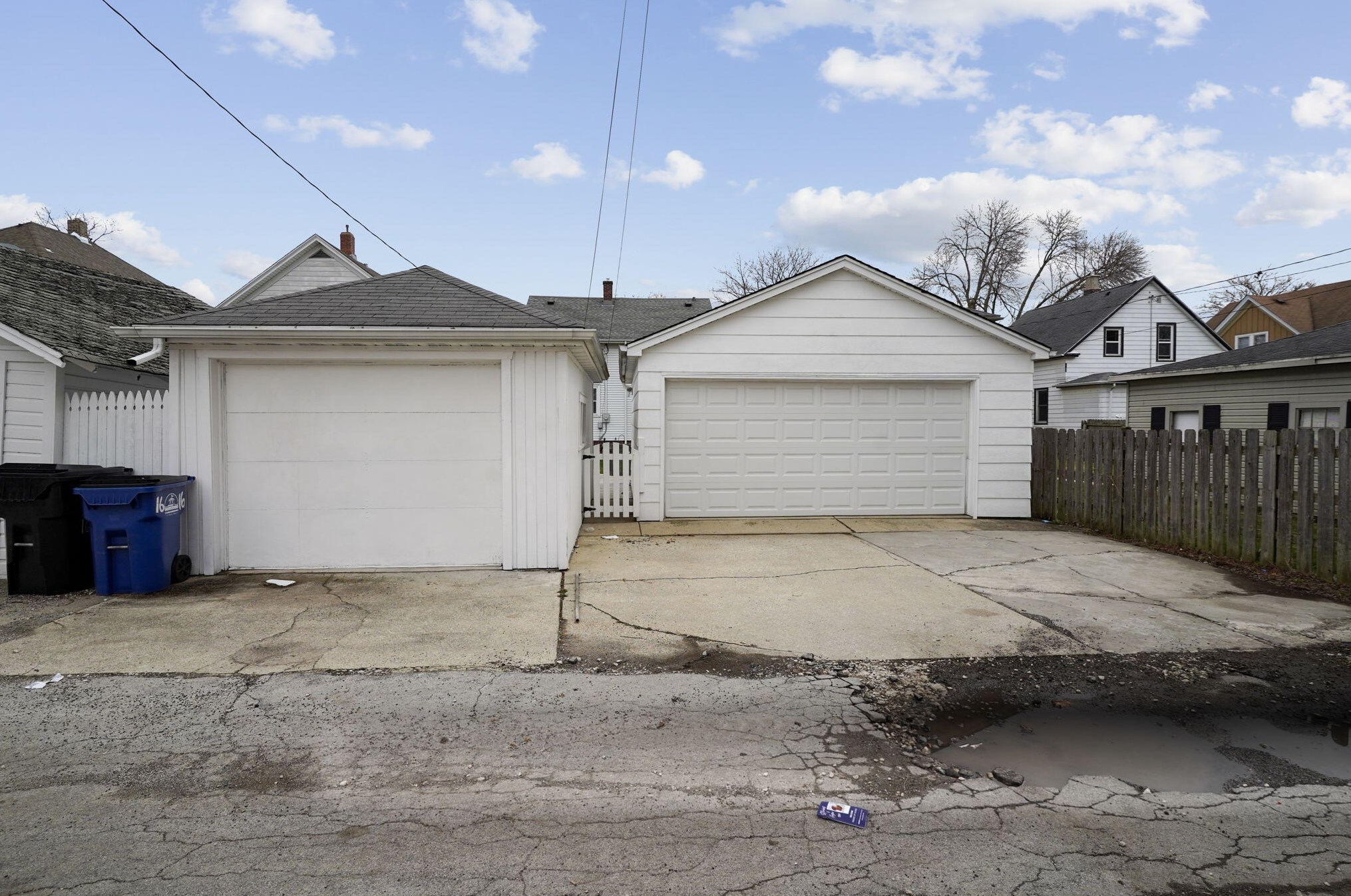 1616 Deane Blvd, Racine, WI 53405-3417