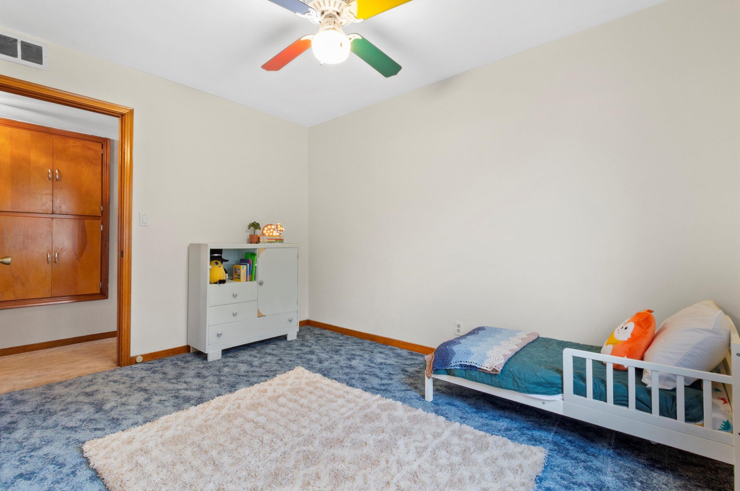 3268 60, Milwaukee WI 53219-4340 exterior