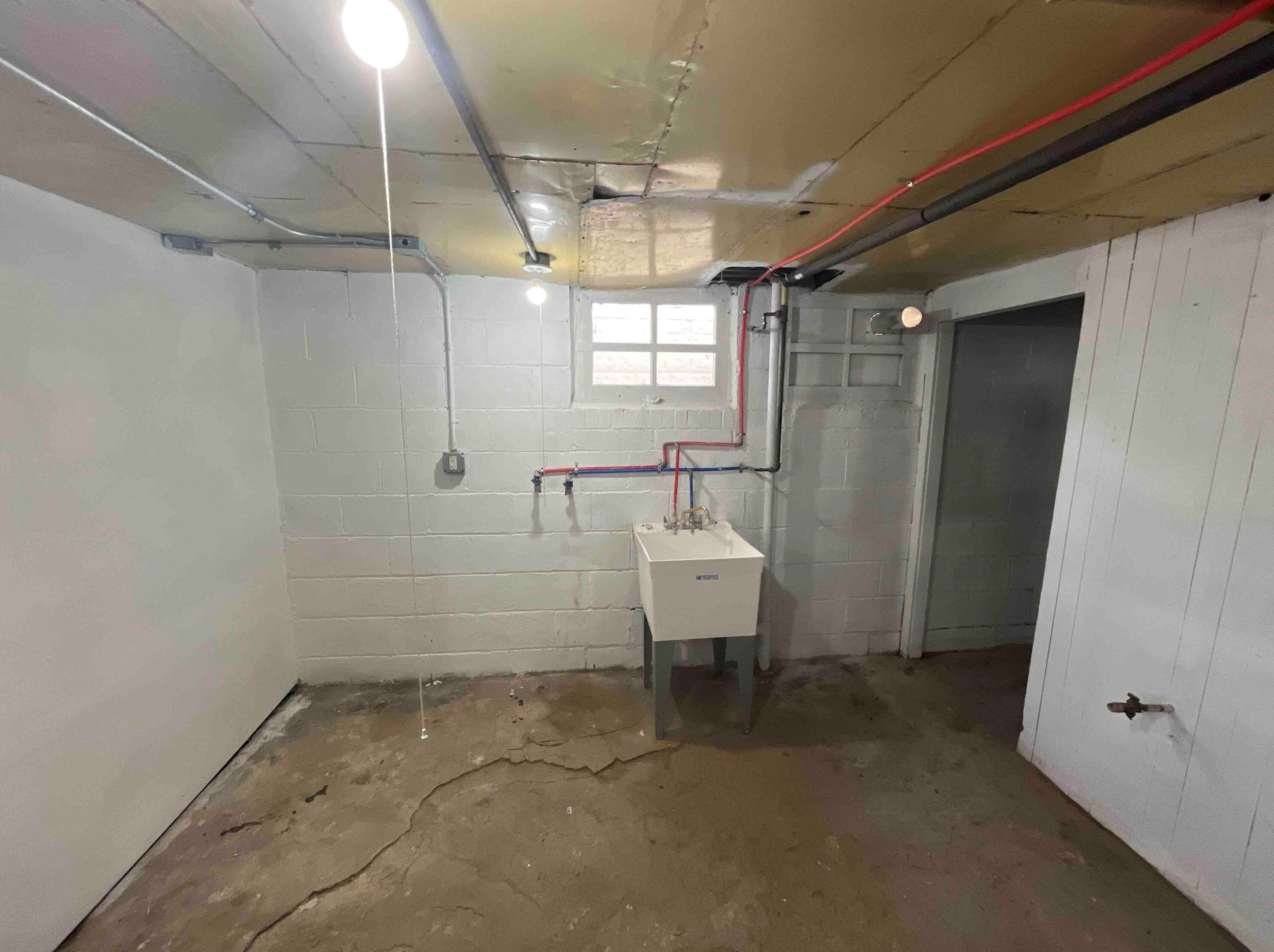 2524 52nd St, Milwaukee WI  53210-2729 exterior