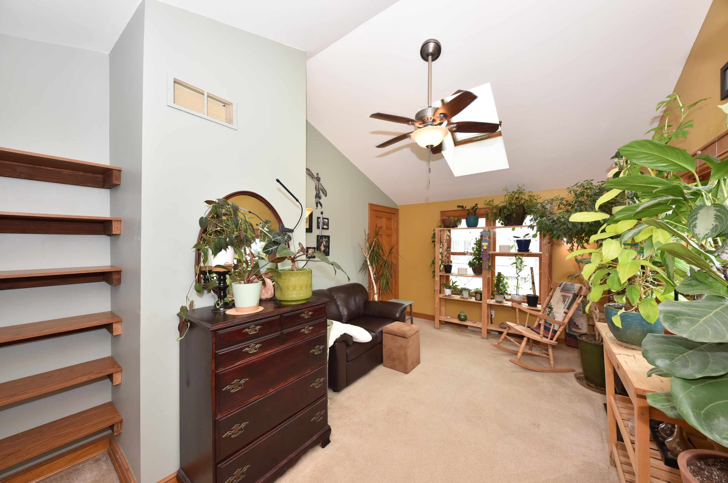 721 Clarke St, Milwaukee WI 53212-2923 exterior