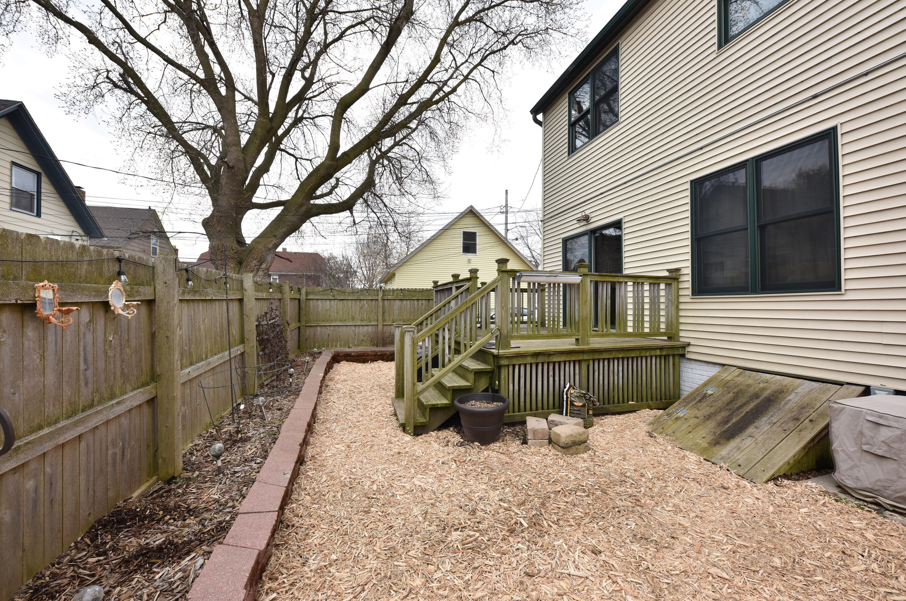 721 Clarke St, Milwaukee WI 53212-2923 exterior