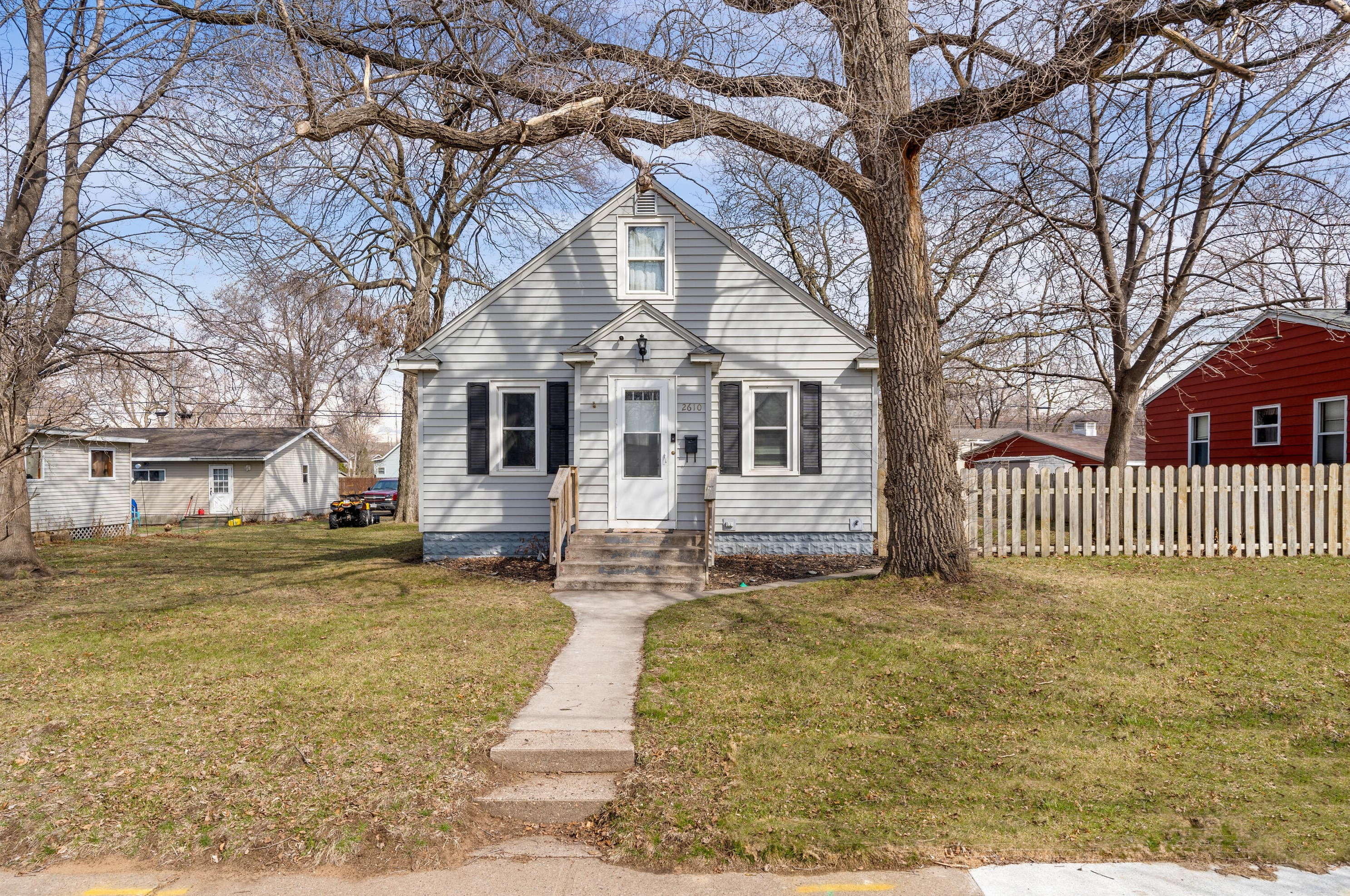 2610 Onalaska Ave, La Crosse, WI 54603