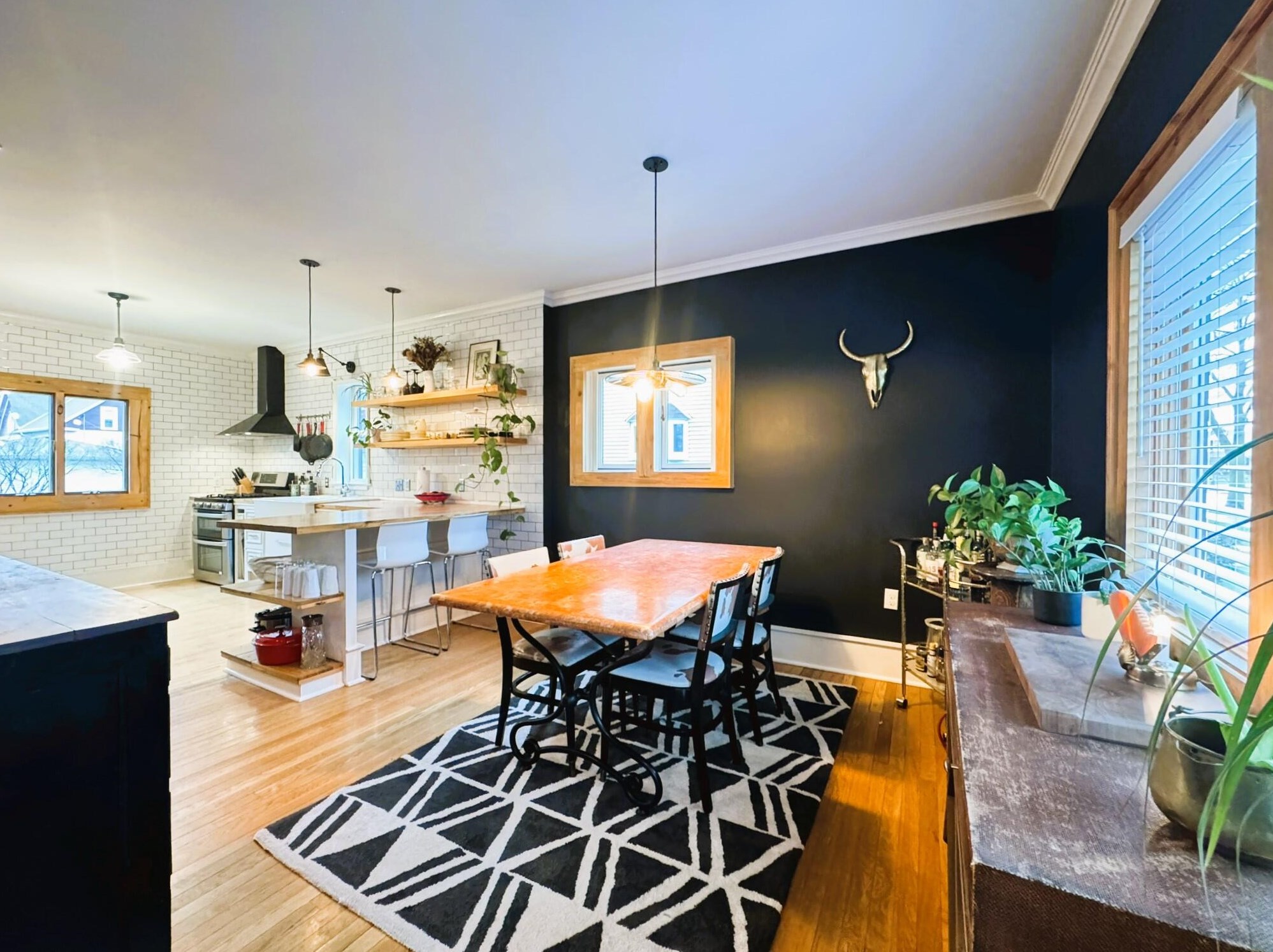 7111 Aetna Ct, Milwaukee, WI 53213-3709