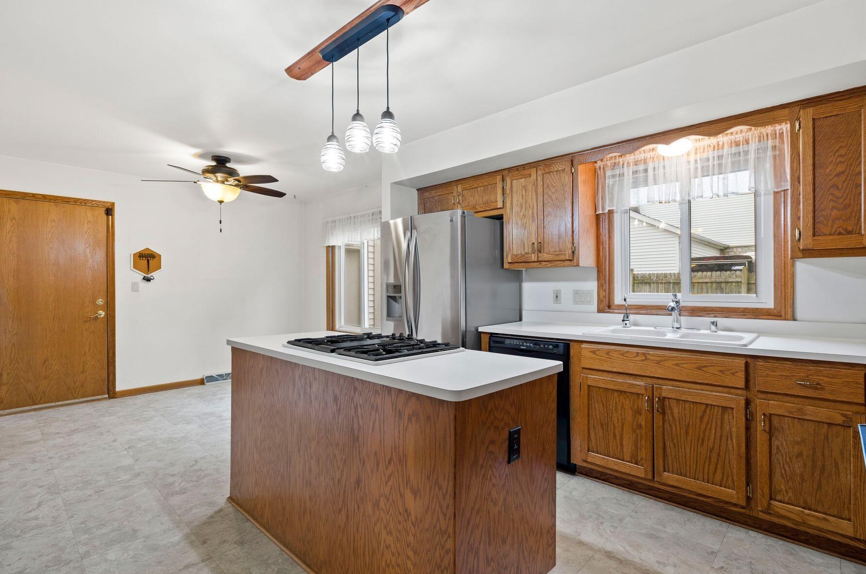 5051 41st St, Milwaukee WI  53221-2507 exterior