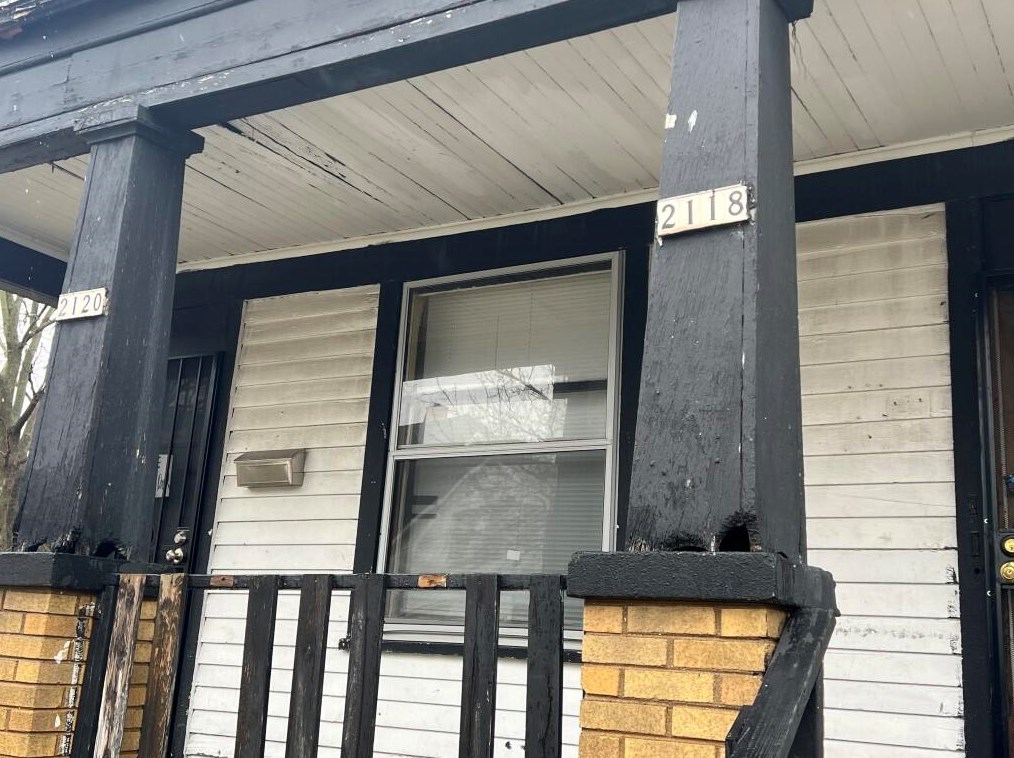 2118 24th Pl, Milwaukee WI  53205-1017 exterior