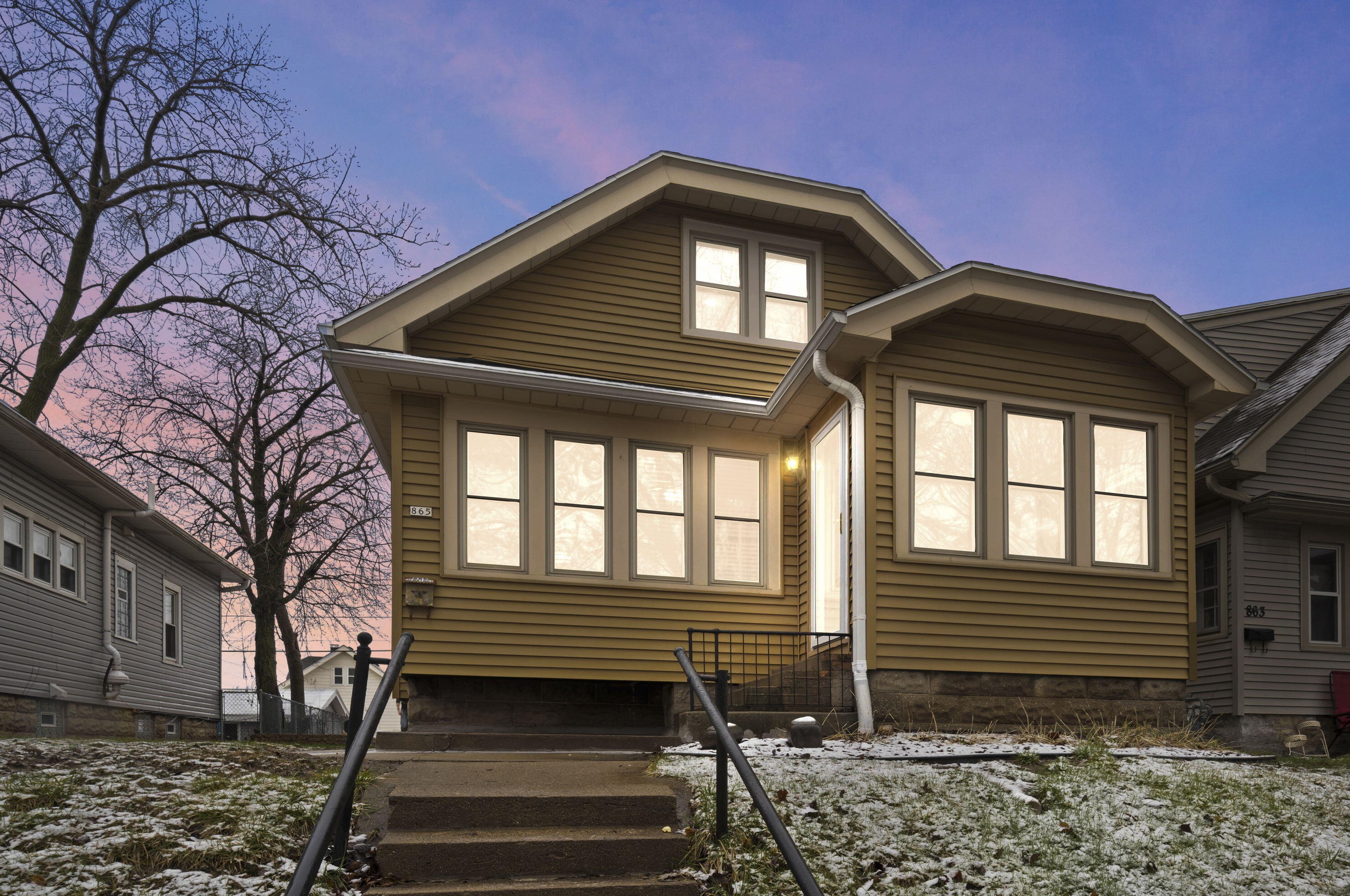 865 75th St, Milwaukee WI  53214-3014 exterior