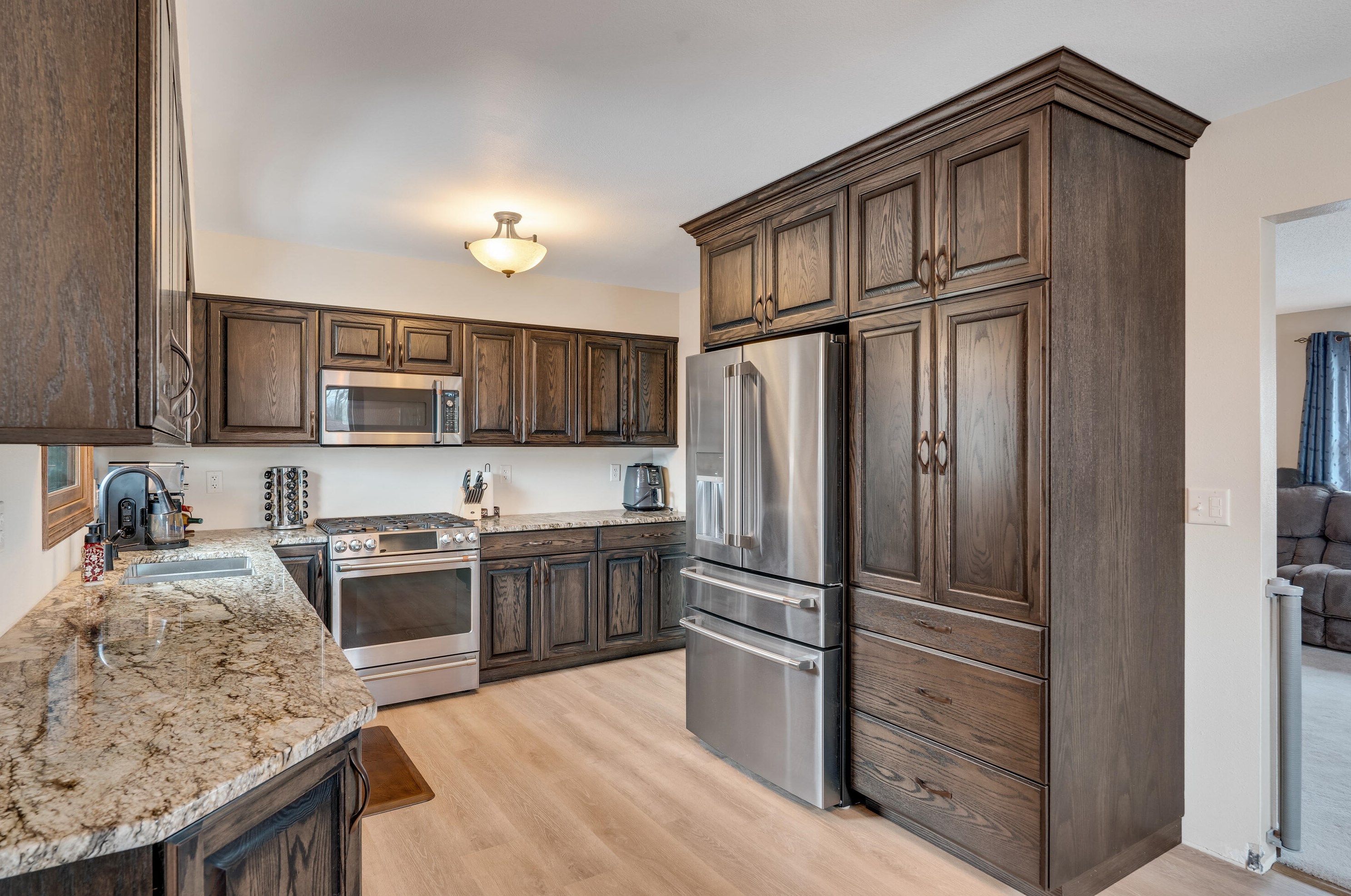 703 Evergreen Dr, Holmen WI  54636-9159 exterior