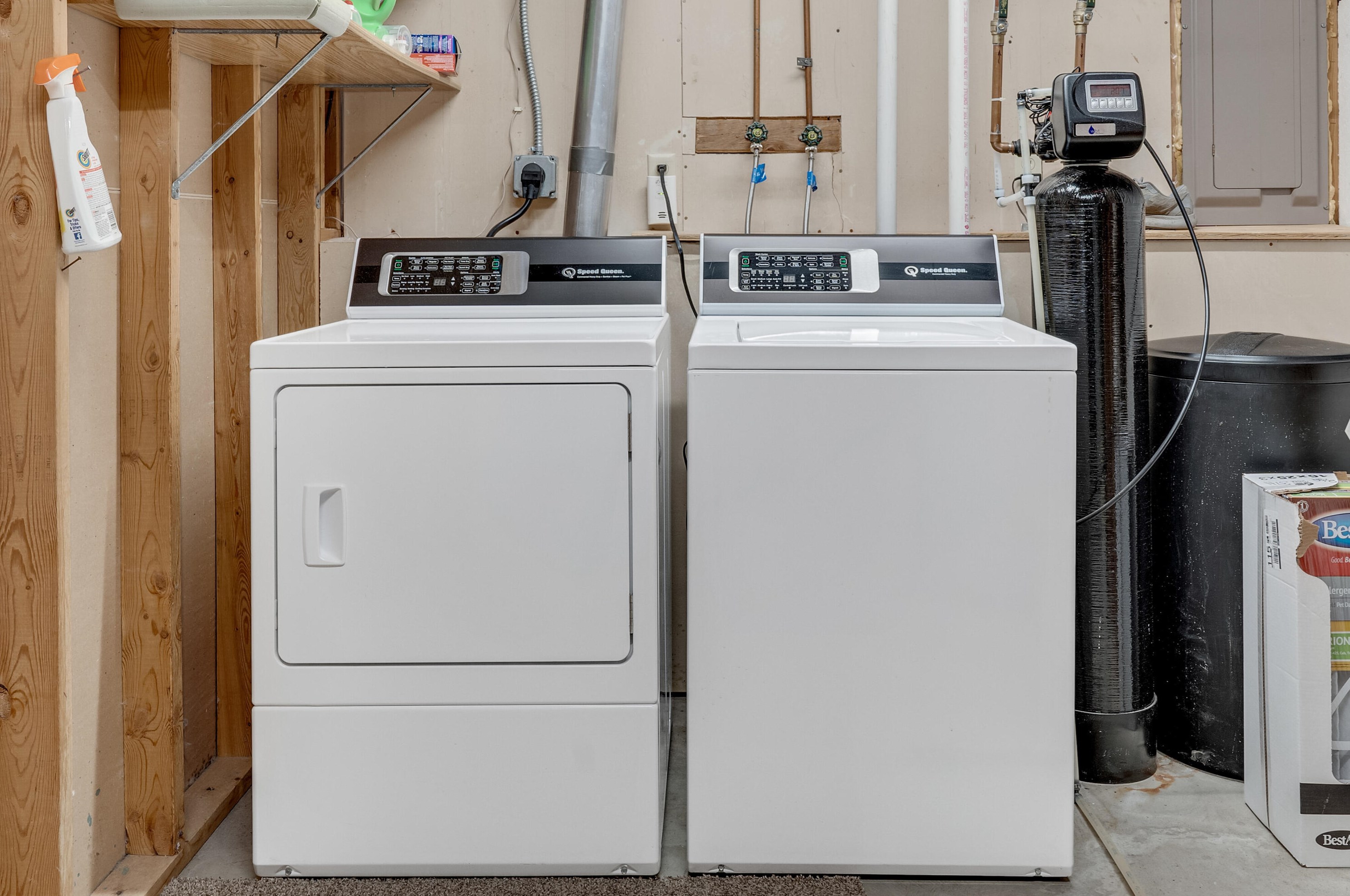 703 Evergreen Dr, Holmen WI  54636-9159 exterior