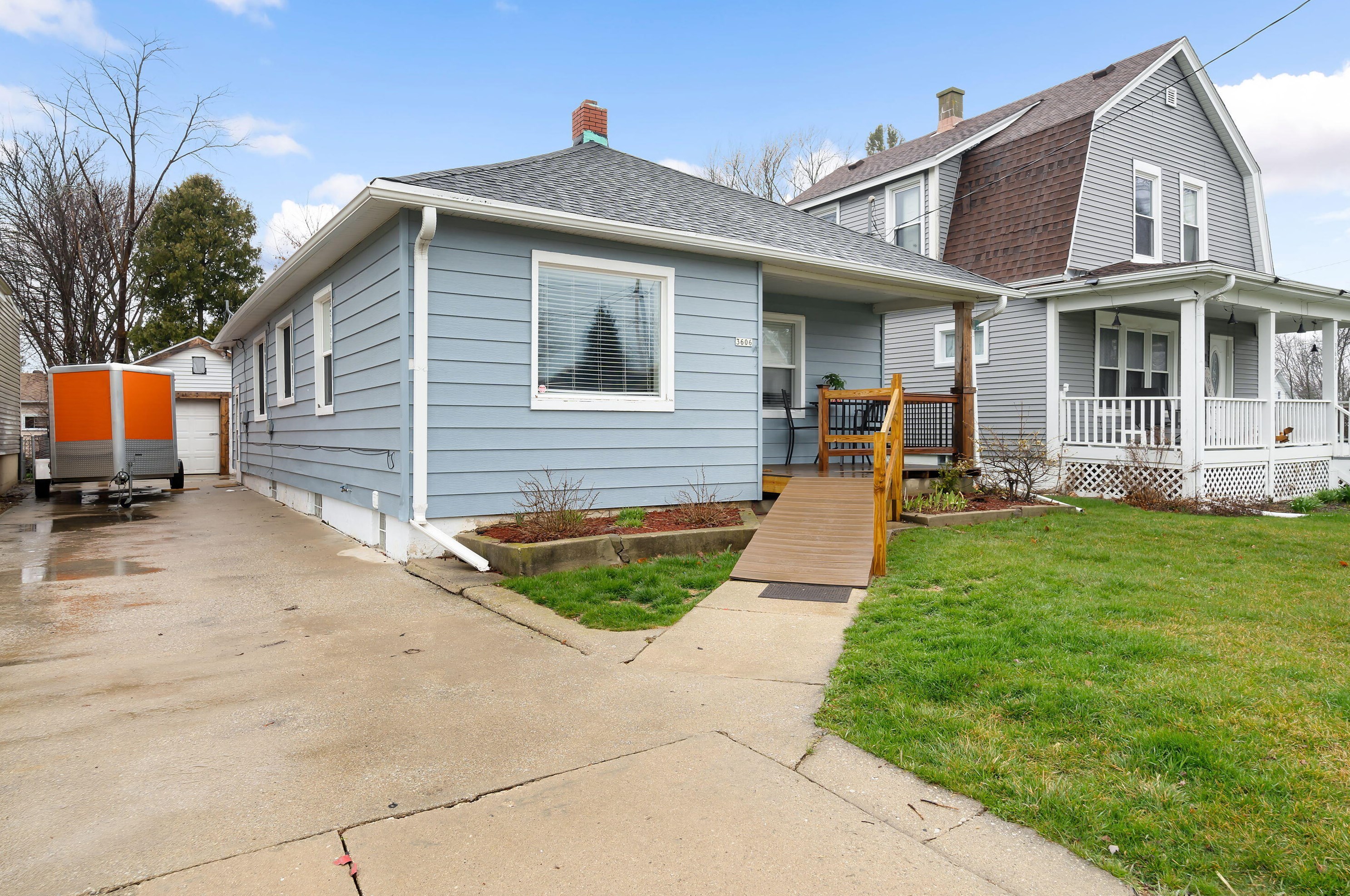 3606 Sheridan Rd, Racine, WI 53403-3629