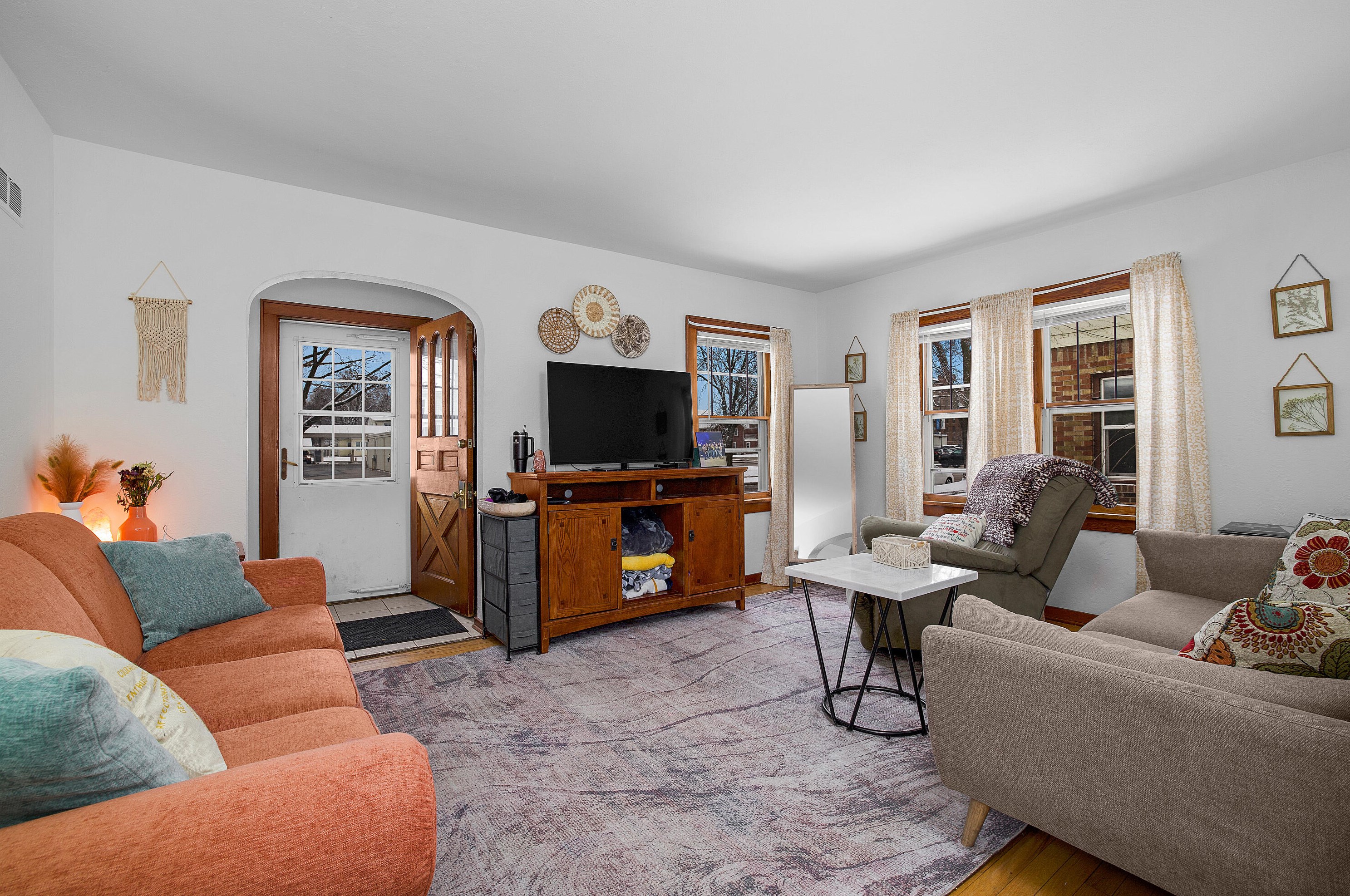 1209 Ferry St, La Crosse, WI 54601