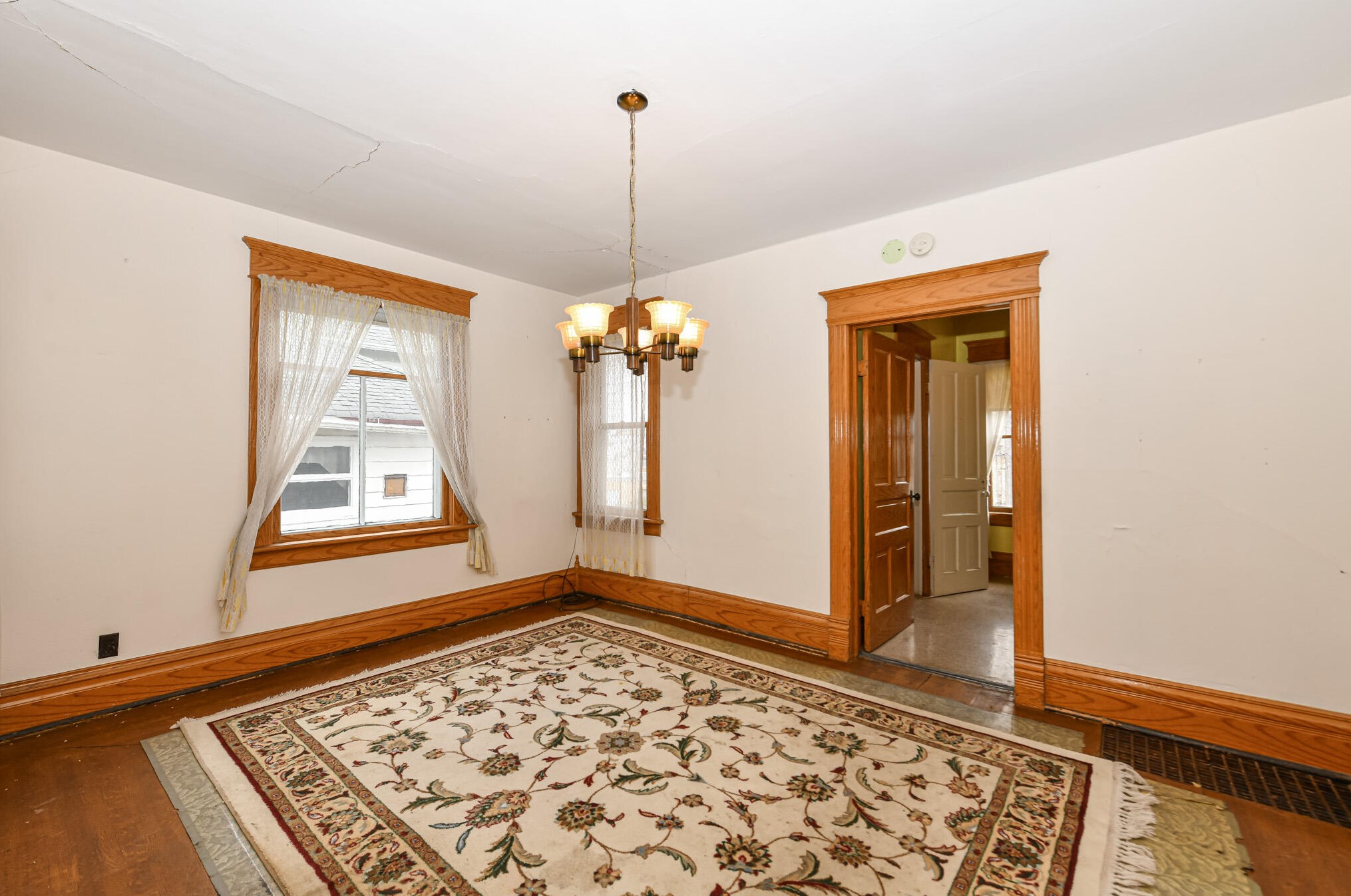 219 7th Ave, West Bend WI  53095-3240 exterior
