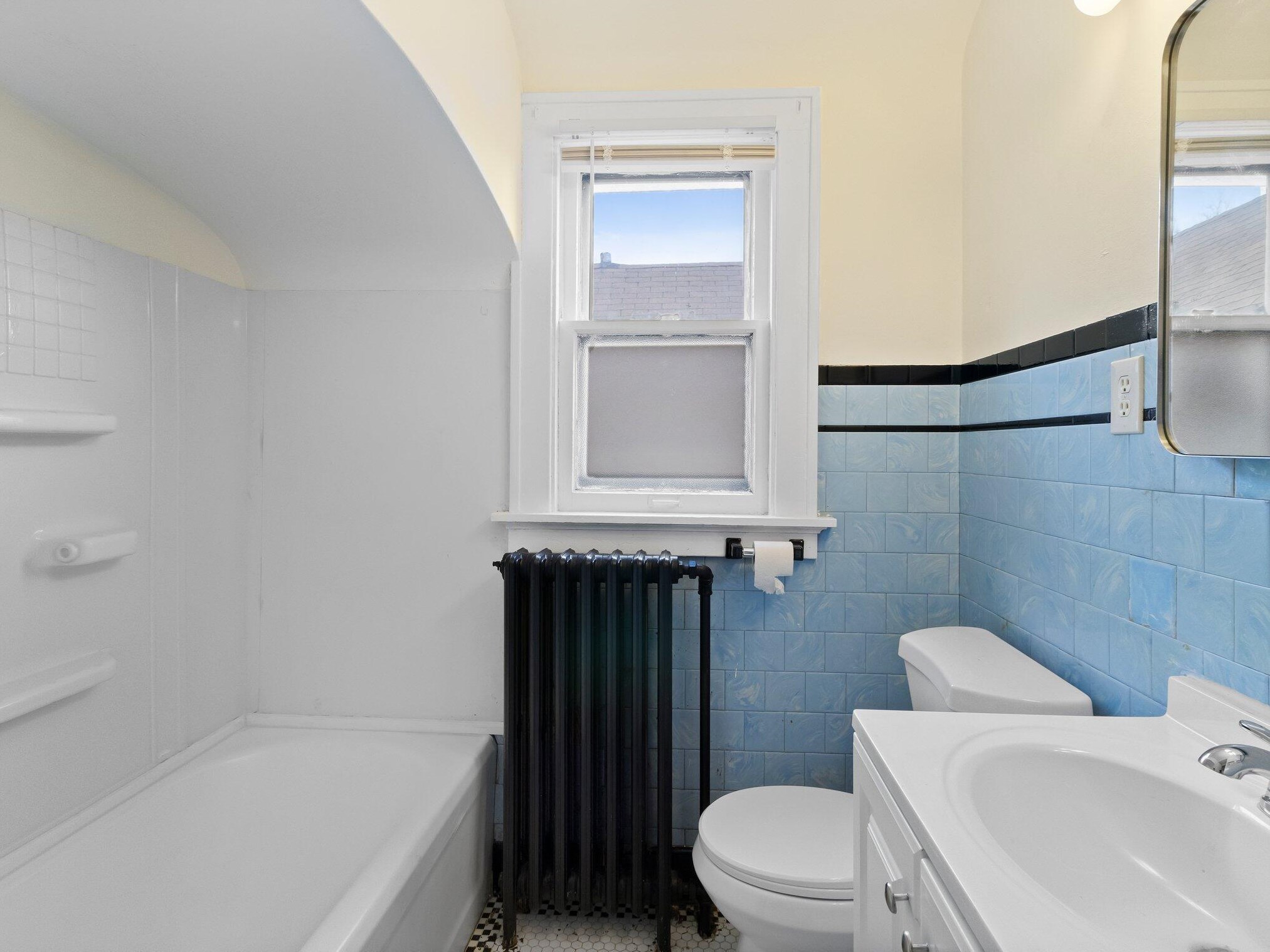 3020 36, Milwaukee WI 53210-1928 exterior