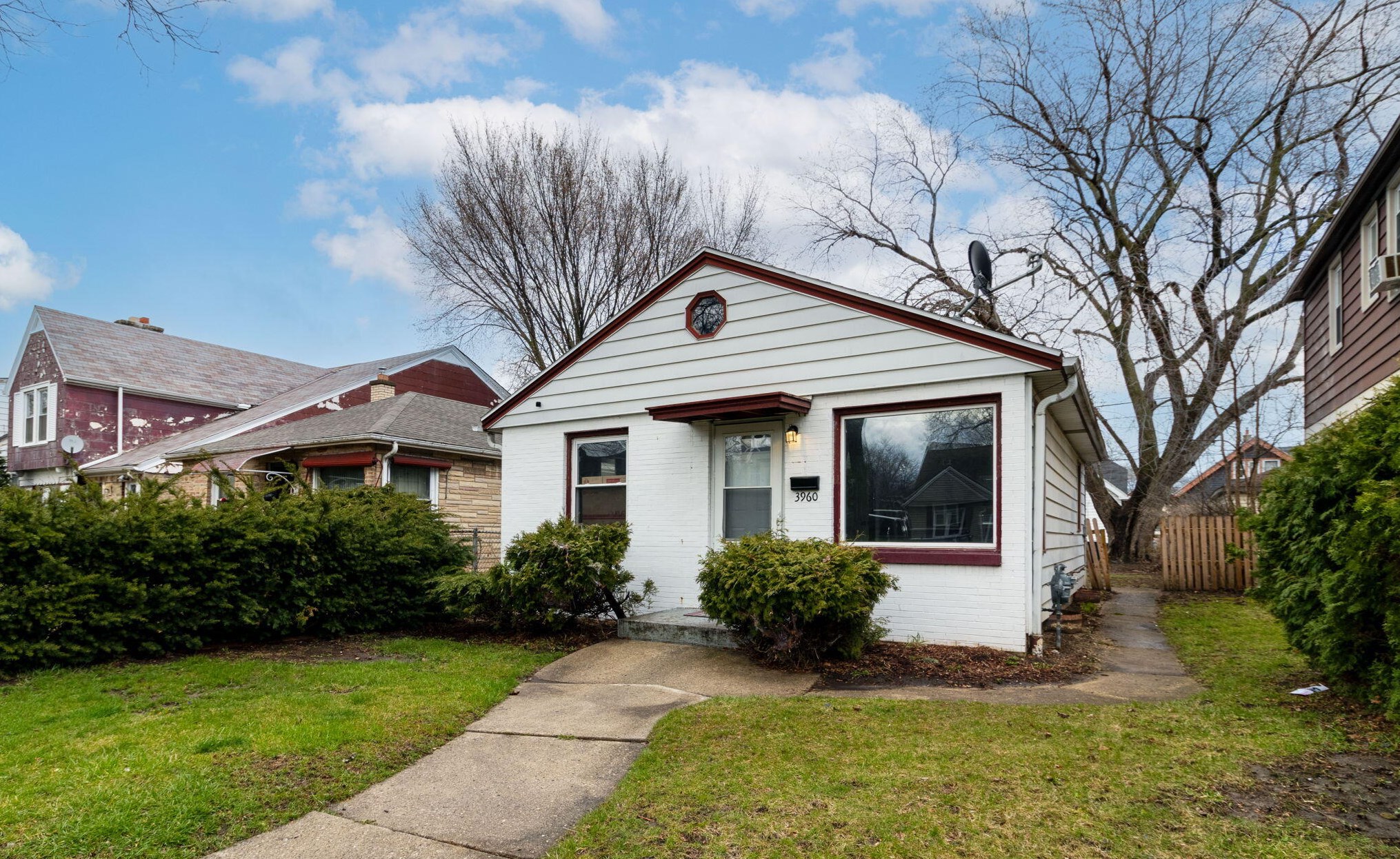 3960 28th St, Milwaukee WI  53216-2637 exterior