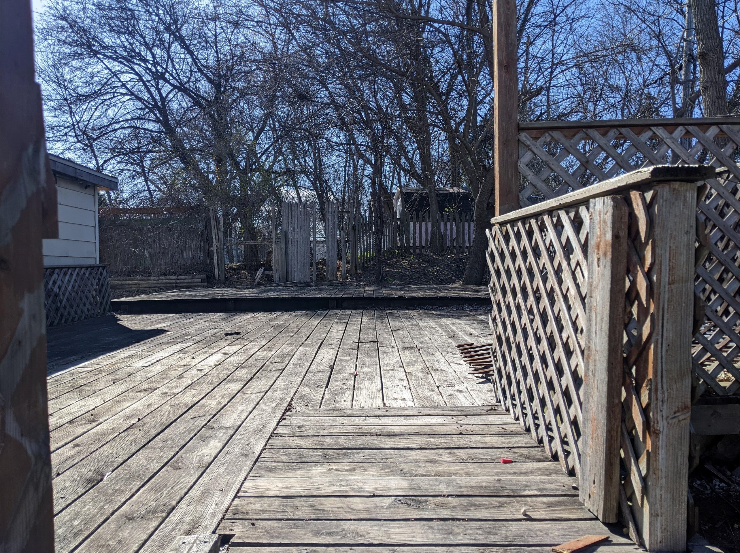 615 Hawley Rd, Milwaukee WI  53214-1948 exterior