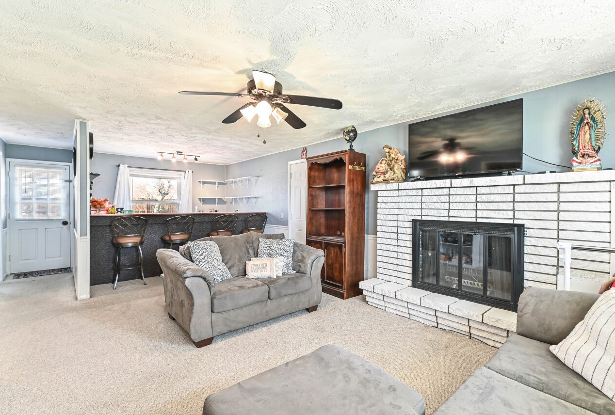 602 Tyrrell Ave, Delavan, WI 53115-2318