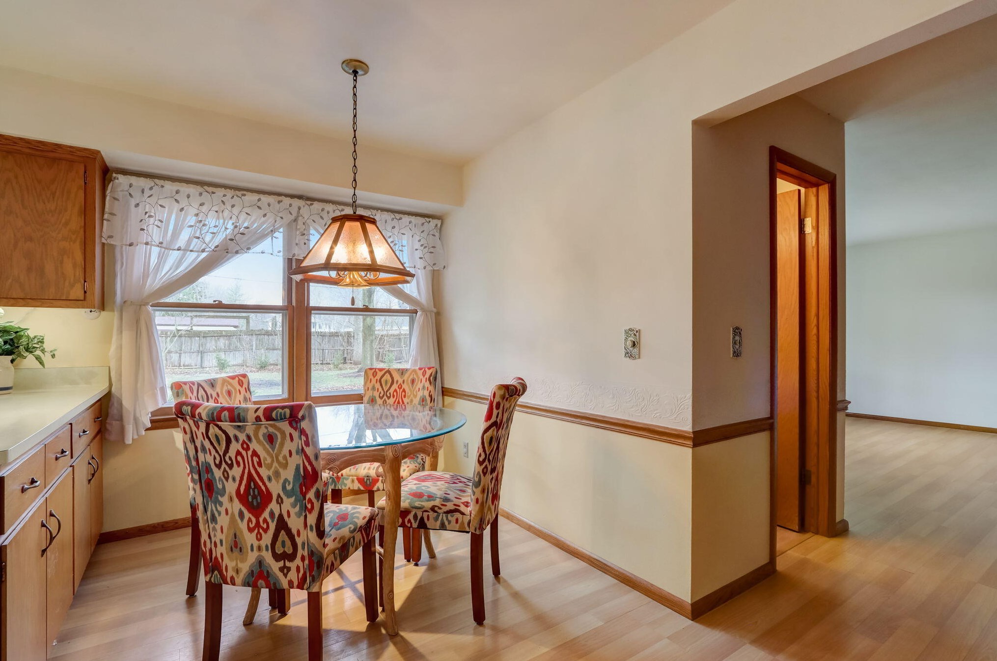 6426 Glenbrook Rd, Milwaukee WI  53223-1540 exterior