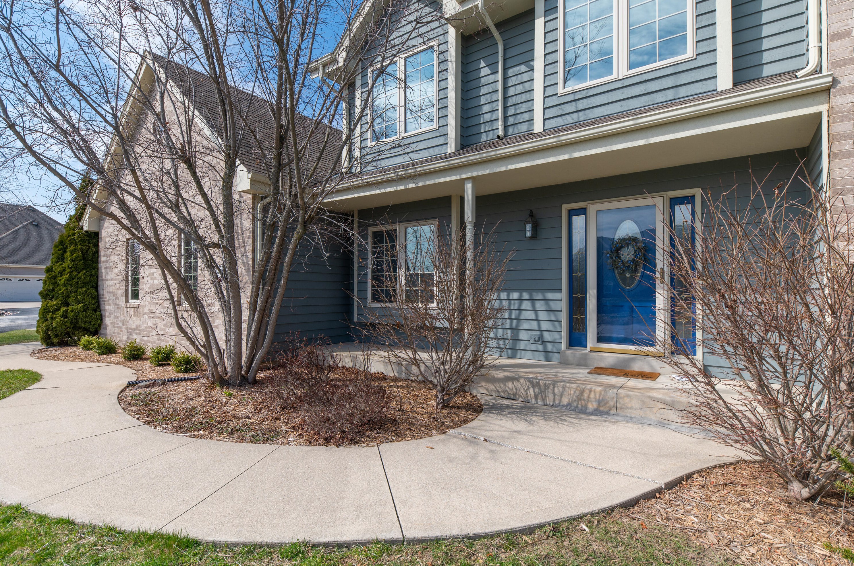 10932 Heritage Dr, Milwaukee WI  53224-5036 exterior