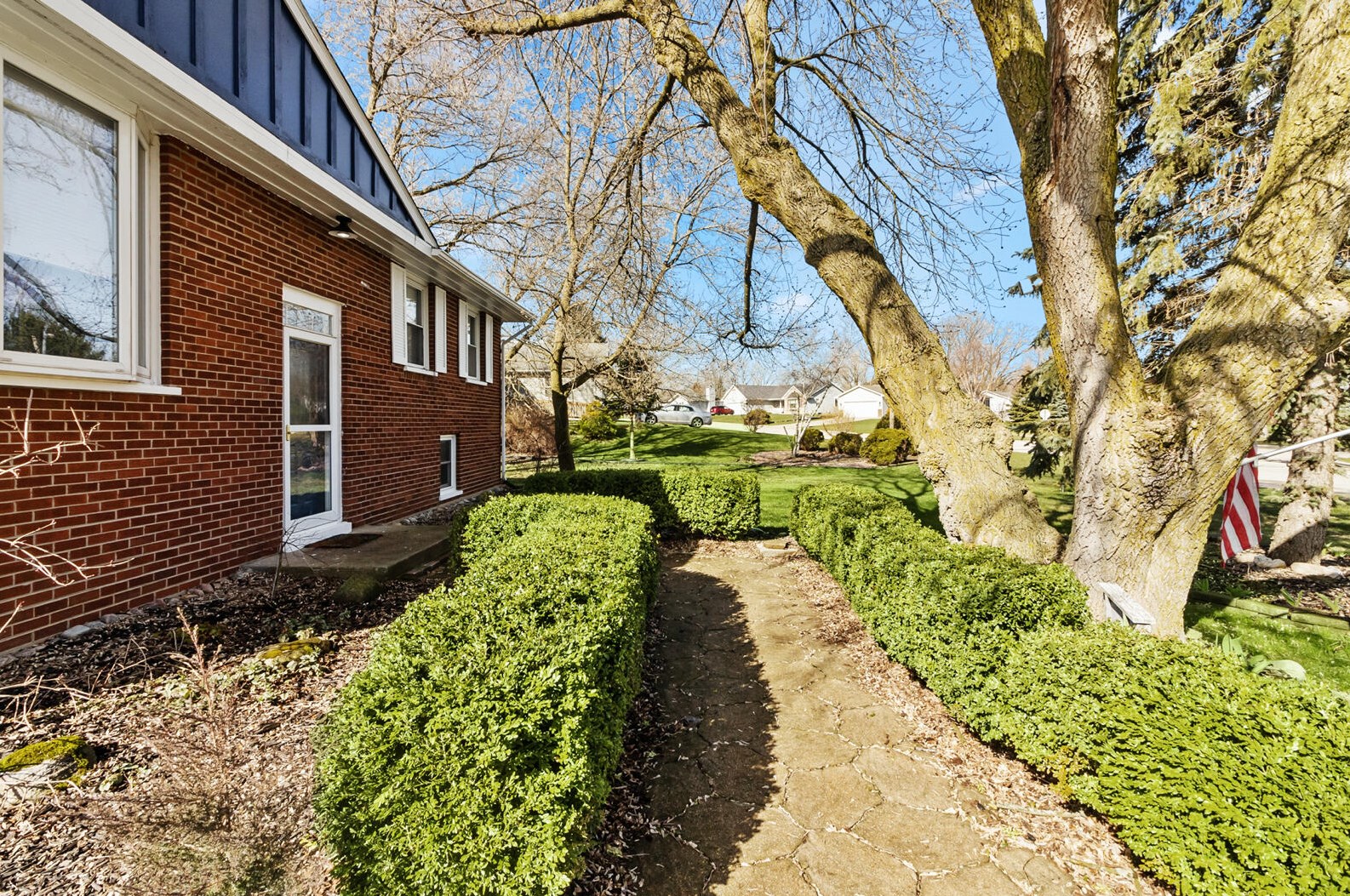 4225 122nd St, Kenosha WI  53158-3921 exterior