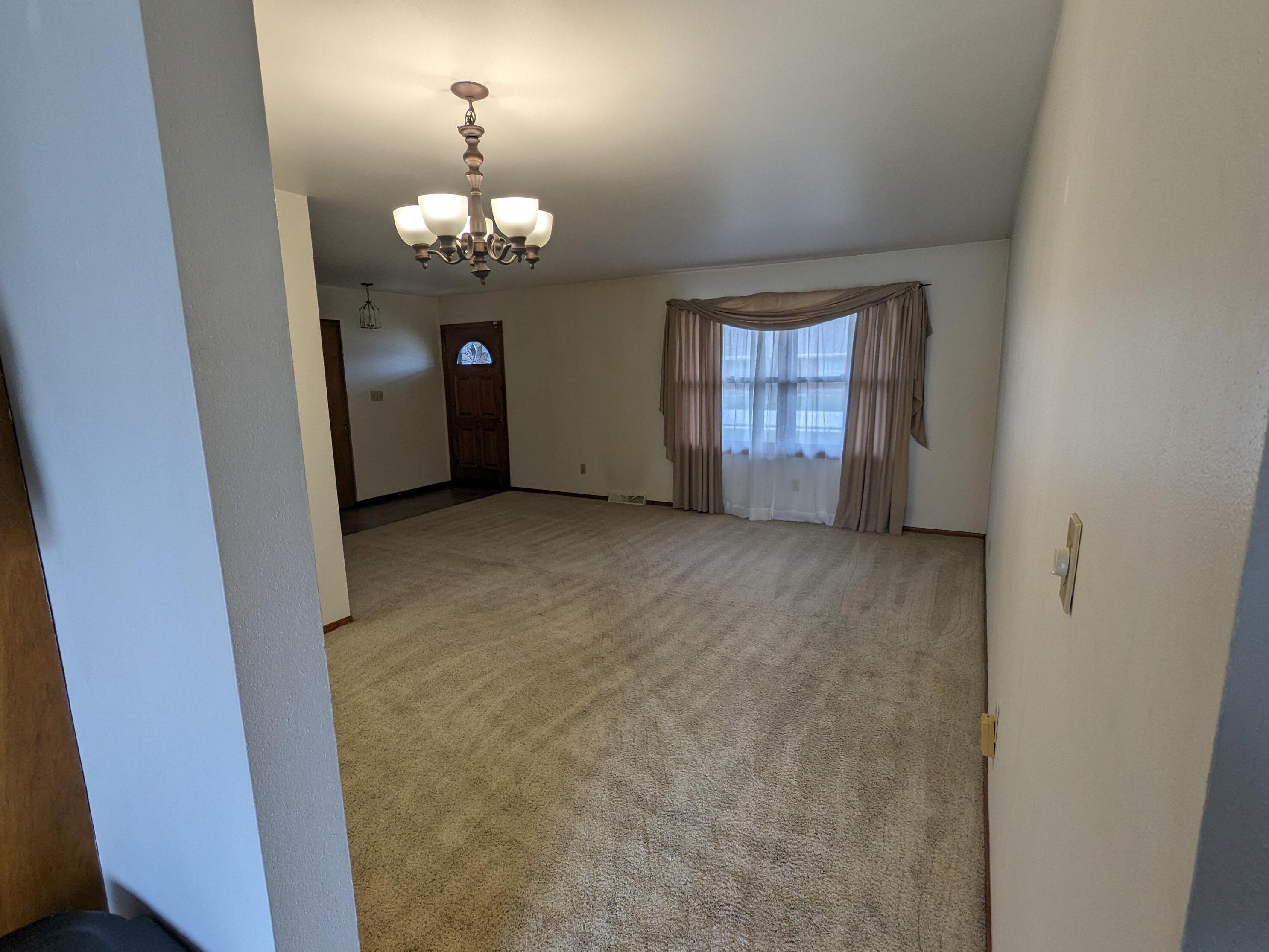 3003 Northbridge Dr, Racine, WI 53404-1101