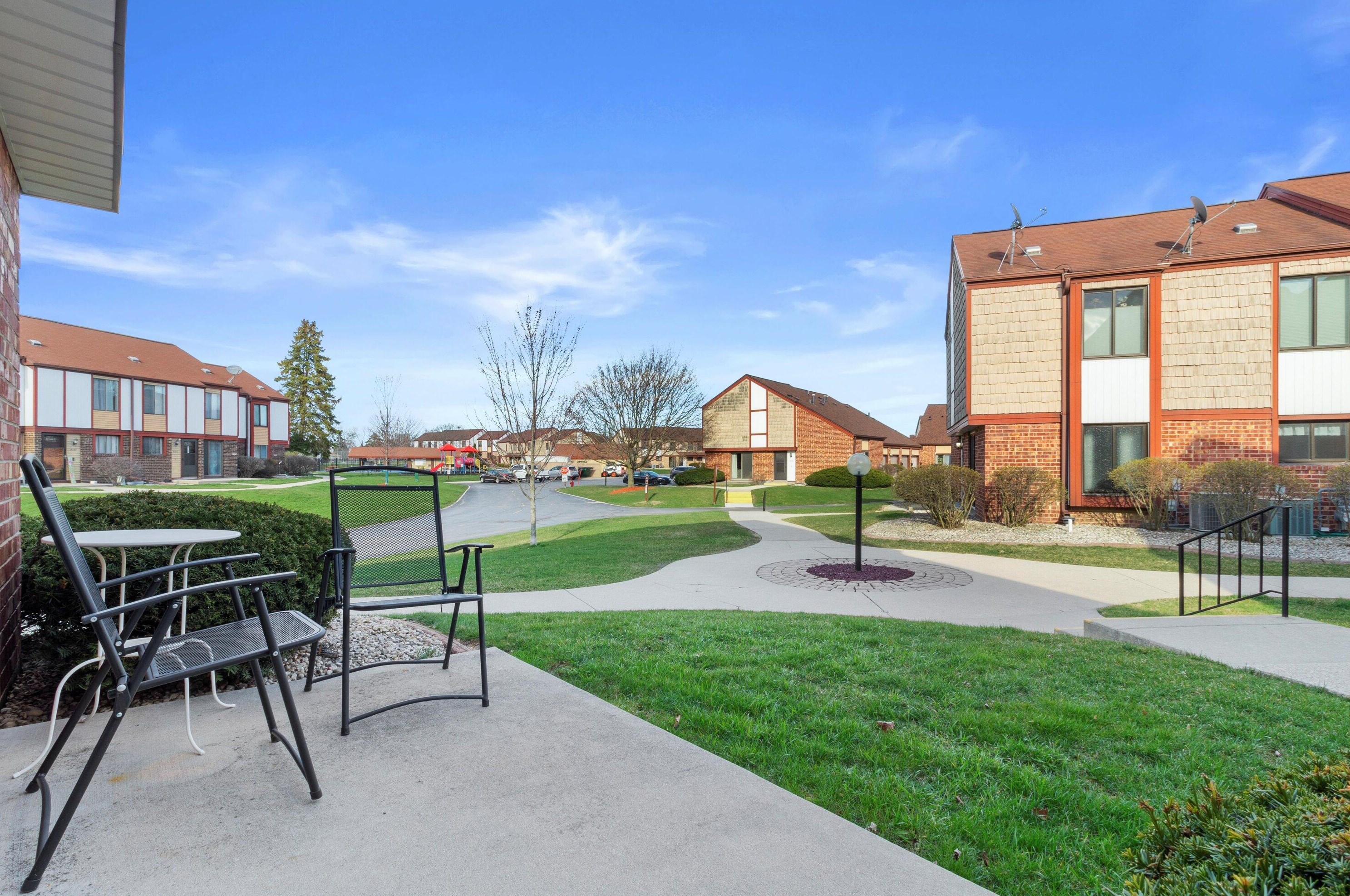 4203 College Ave, Milwaukee WI  53221-4548 exterior