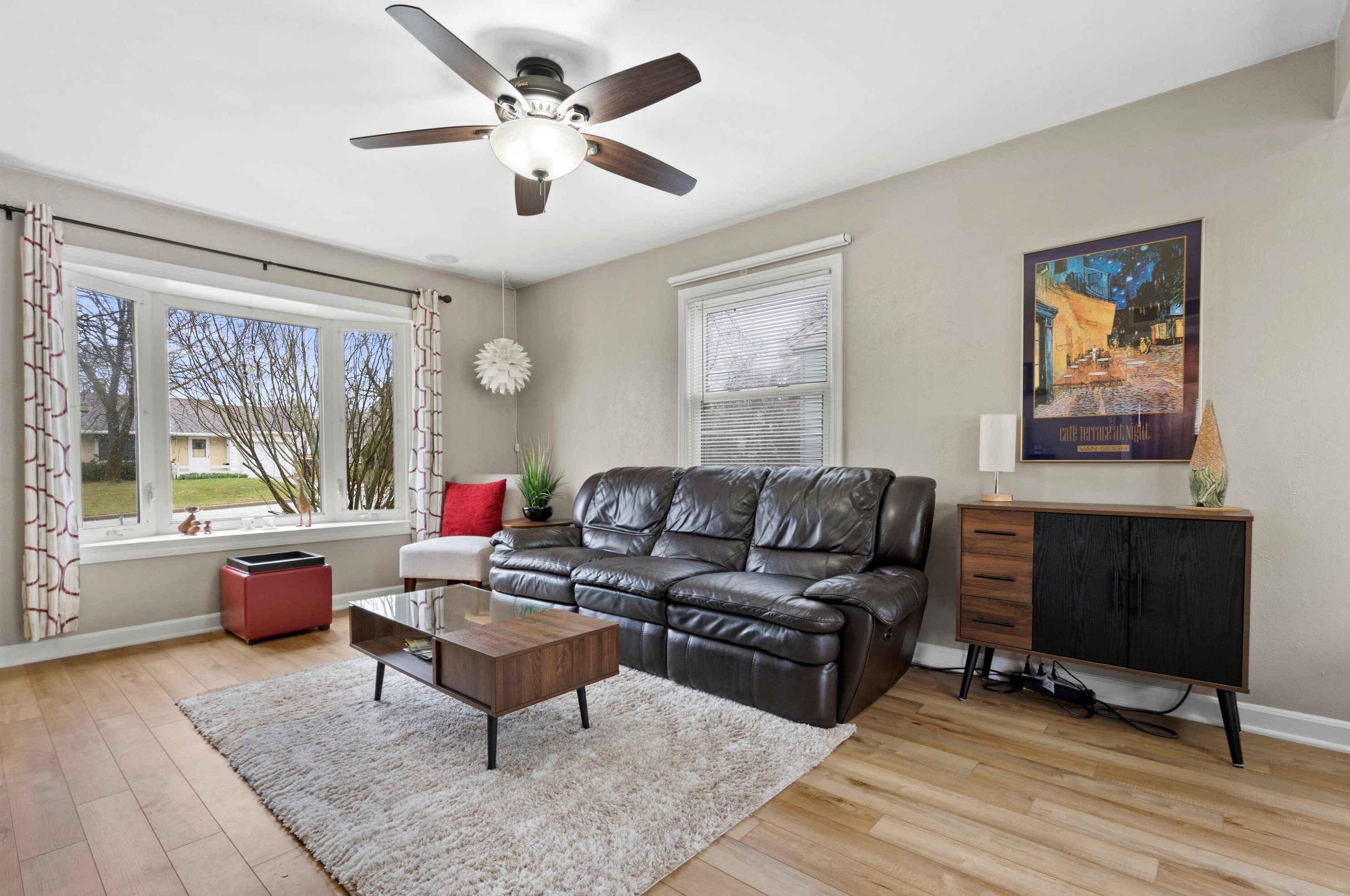 4365 Glenway St, Milwaukee WI 53222-1118 exterior