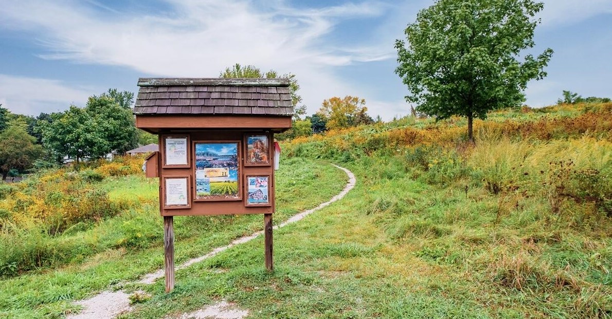 4365 Glenway St, Milwaukee WI 53222-1118 exterior