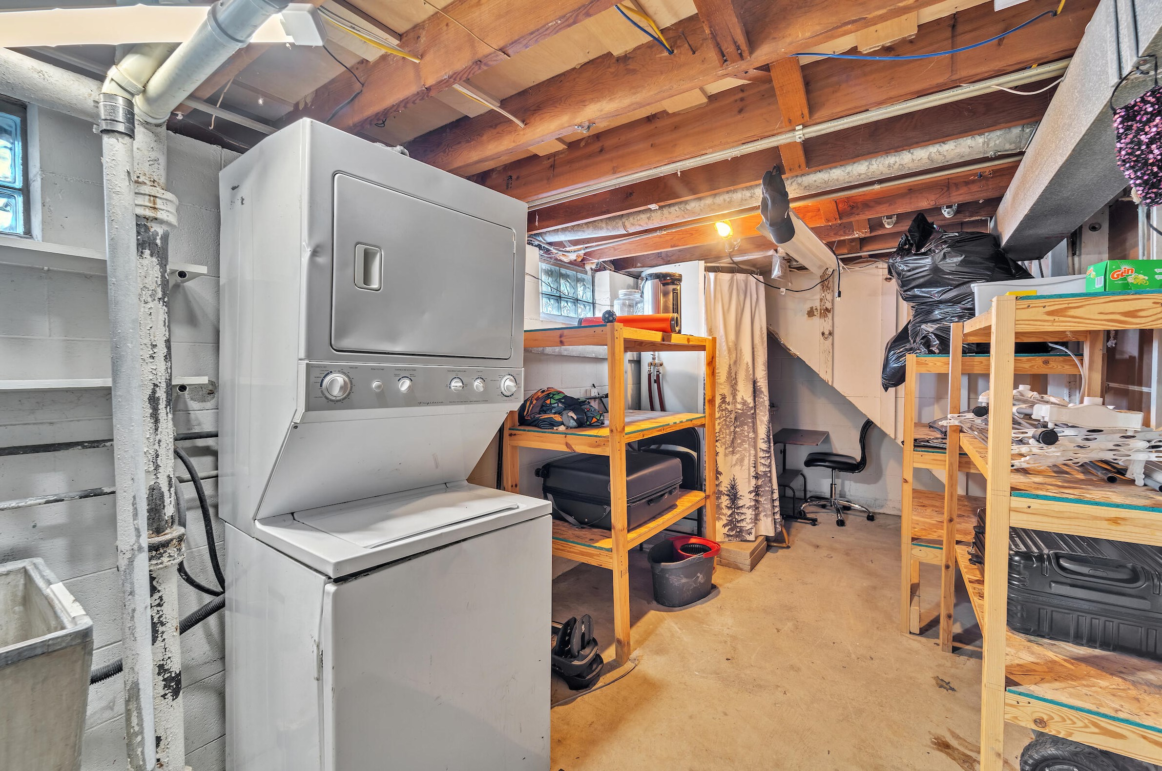 4147 55th St, Milwaukee WI  53220-3186 exterior