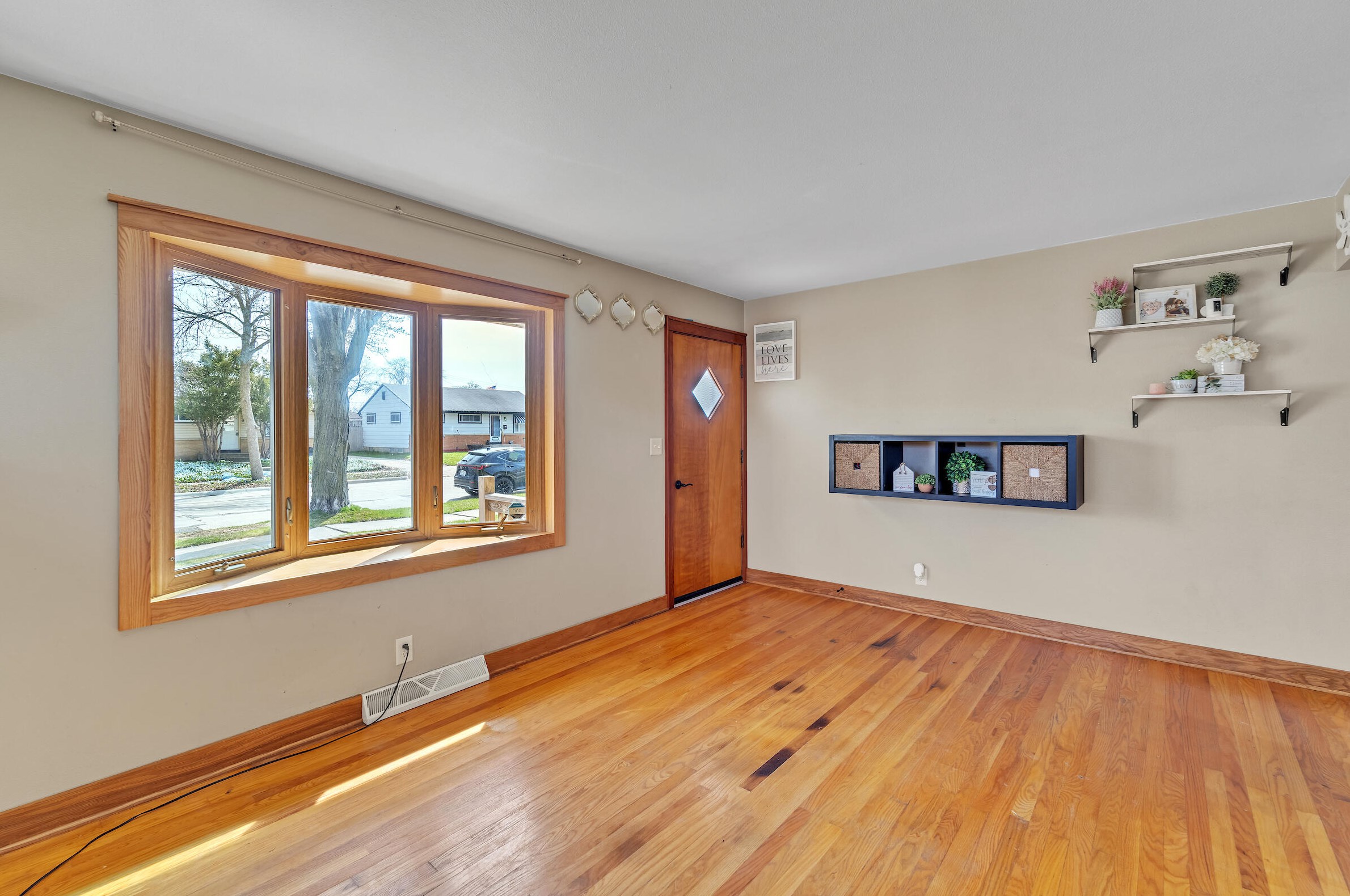 4147 55th St, Milwaukee WI  53220-3186 exterior