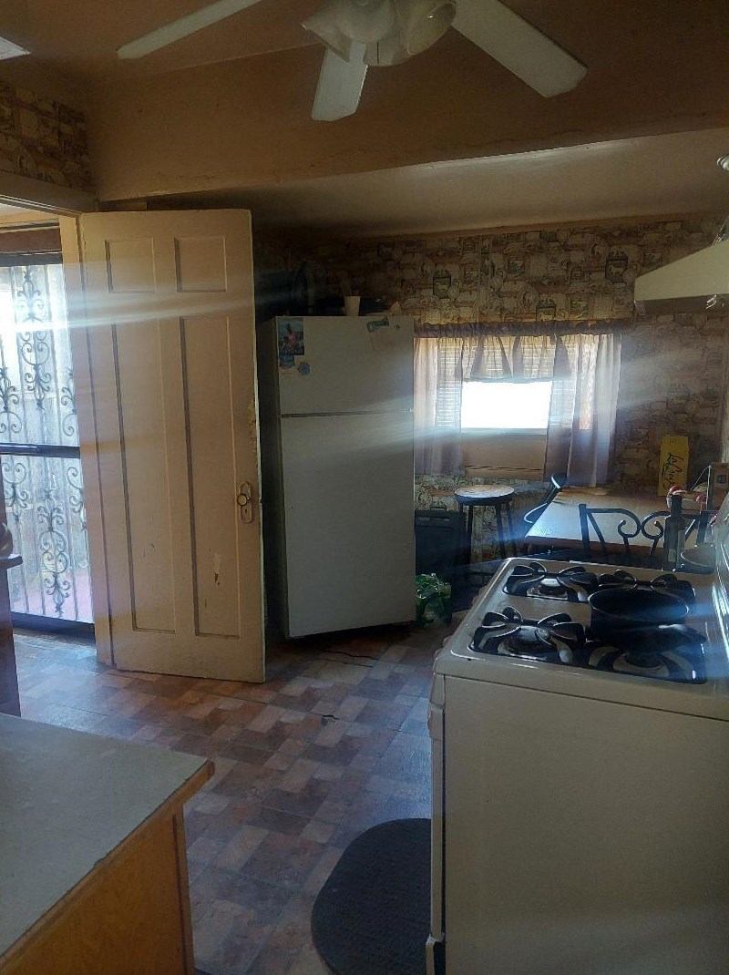 912 Nash St, Milwaukee WI 53206-1848 exterior