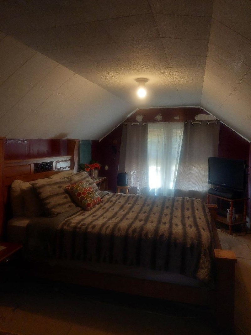 912 Nash St, Milwaukee WI 53206-1848 exterior