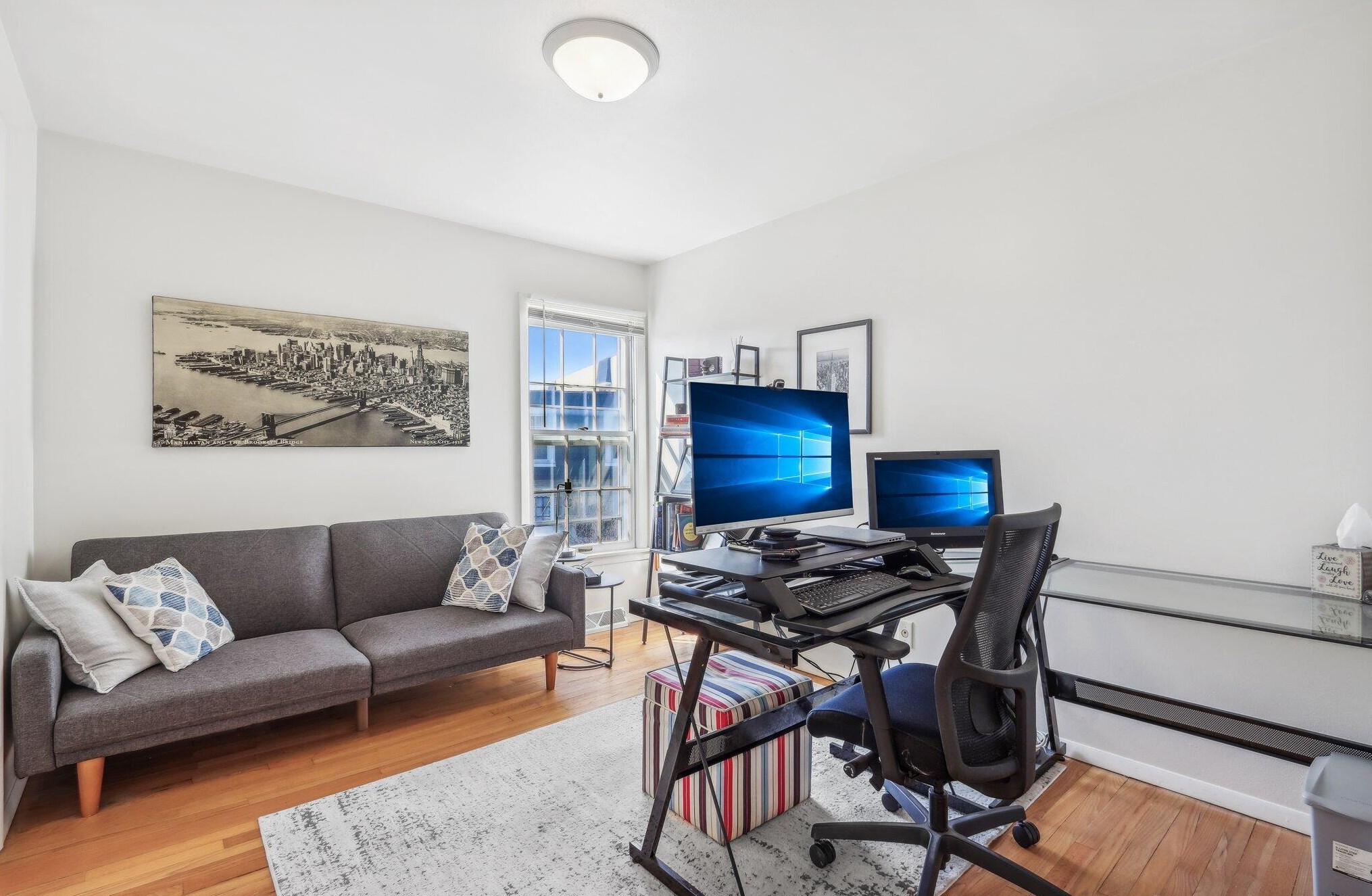 4205 Cherrywood Ln, Milwaukee WI  53209-1005 exterior