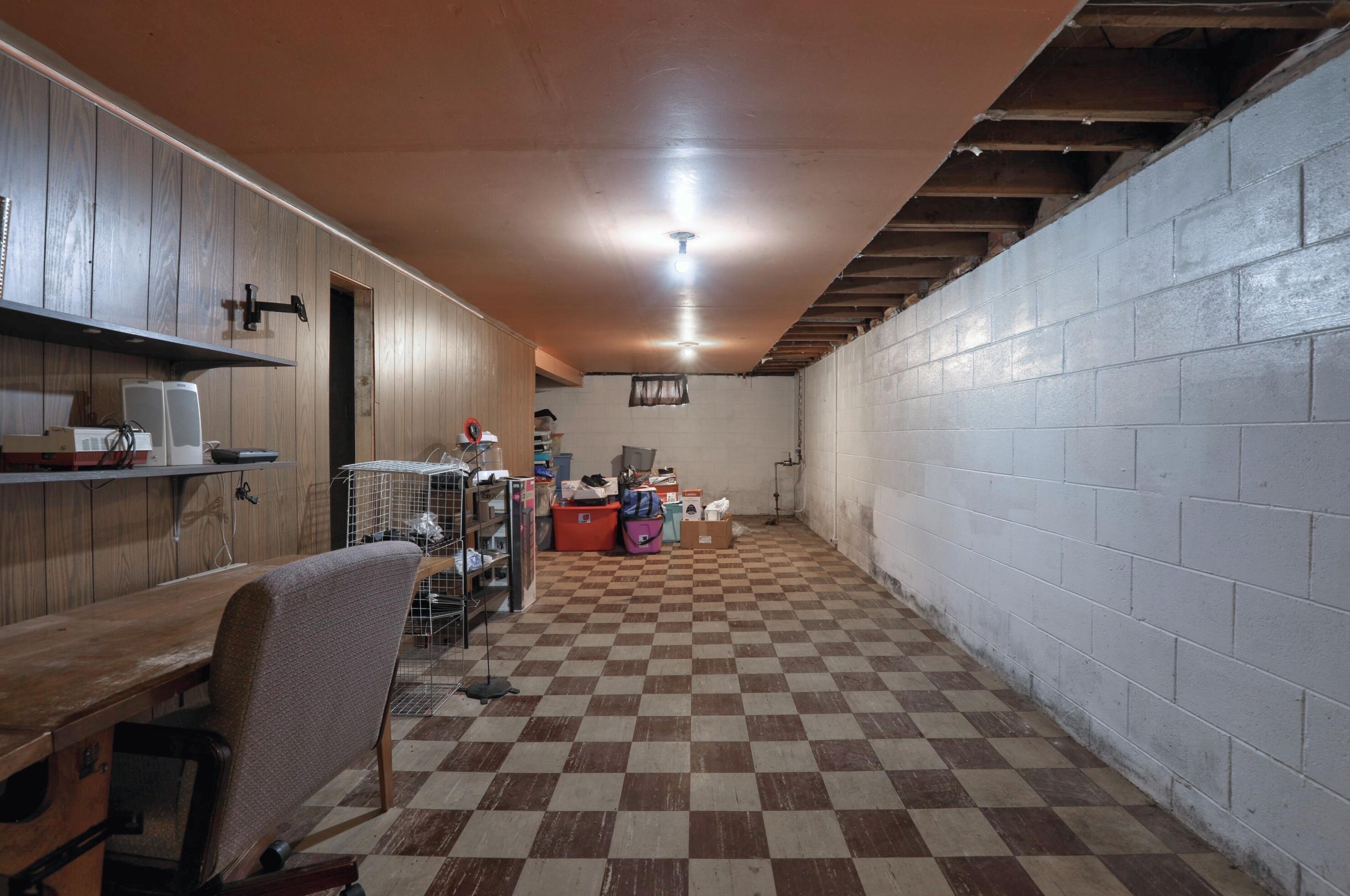 8121 Gln Ave, Milwaukee WI 53217-5217 exterior