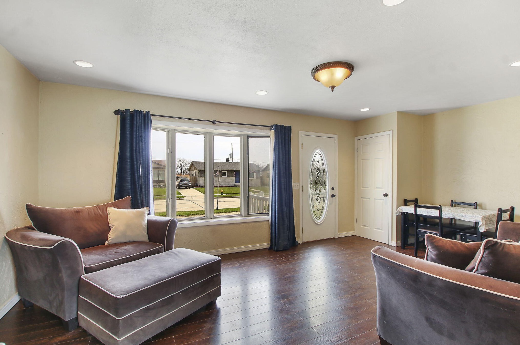 1730 Shoop St, Racine, WI 53404-2365