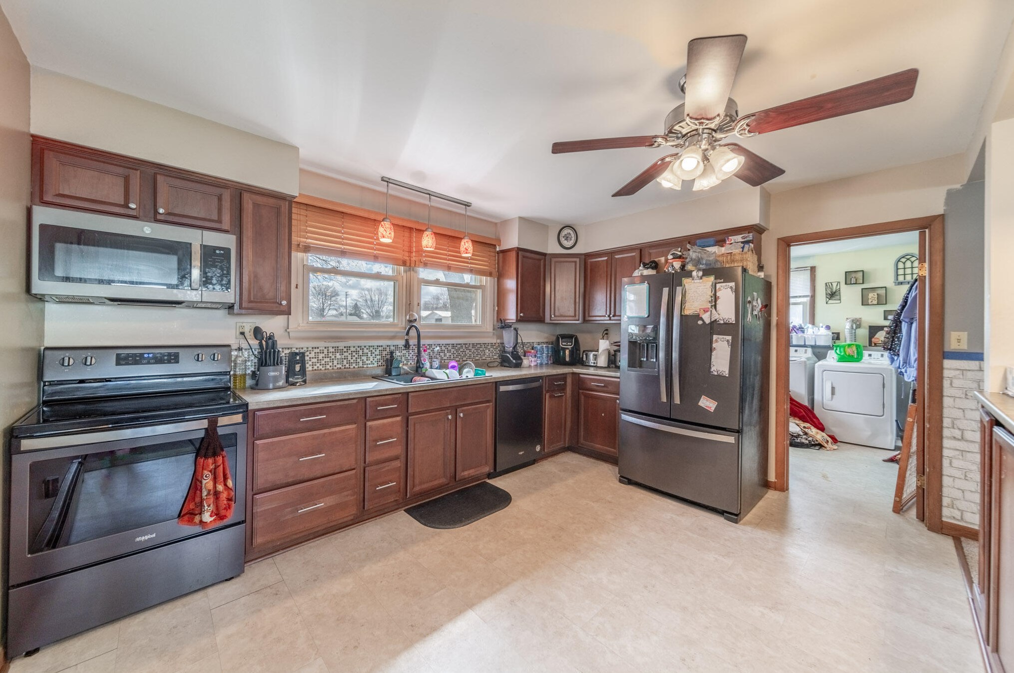 1701 Jackson St, New Holstein, WI 53061