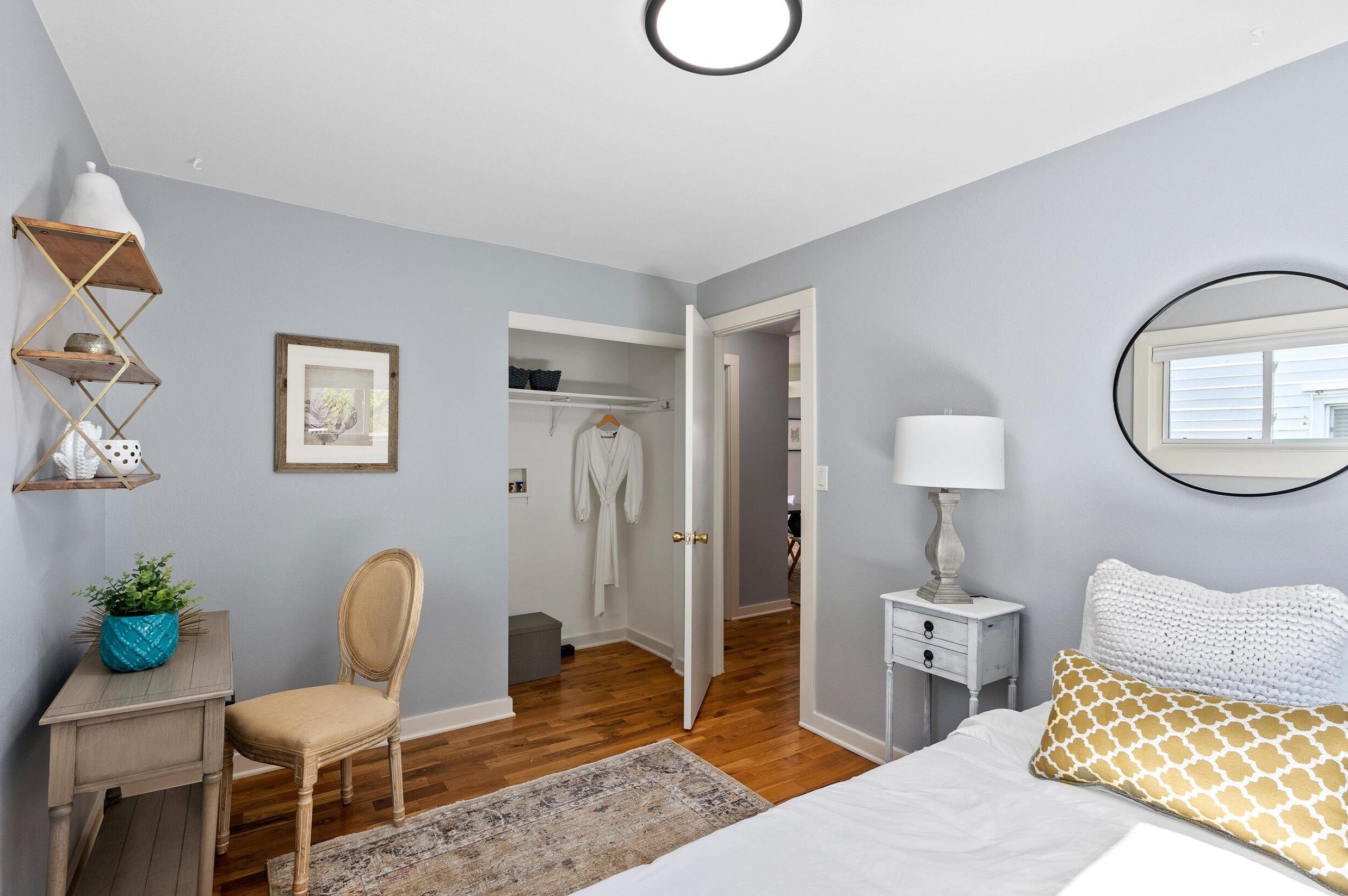 3308 Ellen St, Milwaukee WI  53207-3151 exterior