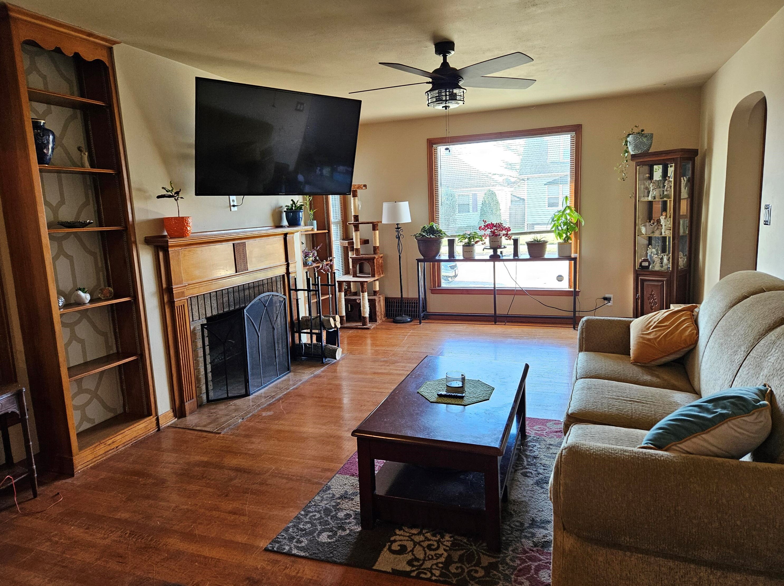 1308 Walton Ave, Racine WI  53402-4446 exterior