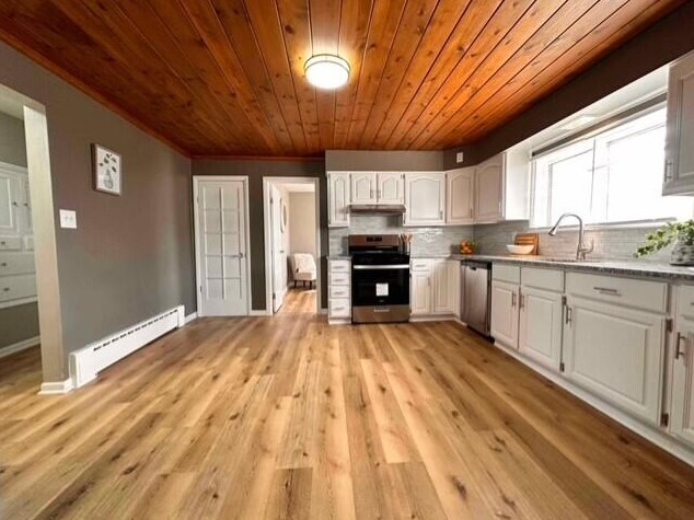 145 Summerset Dr, Racine, WI 53406-3318