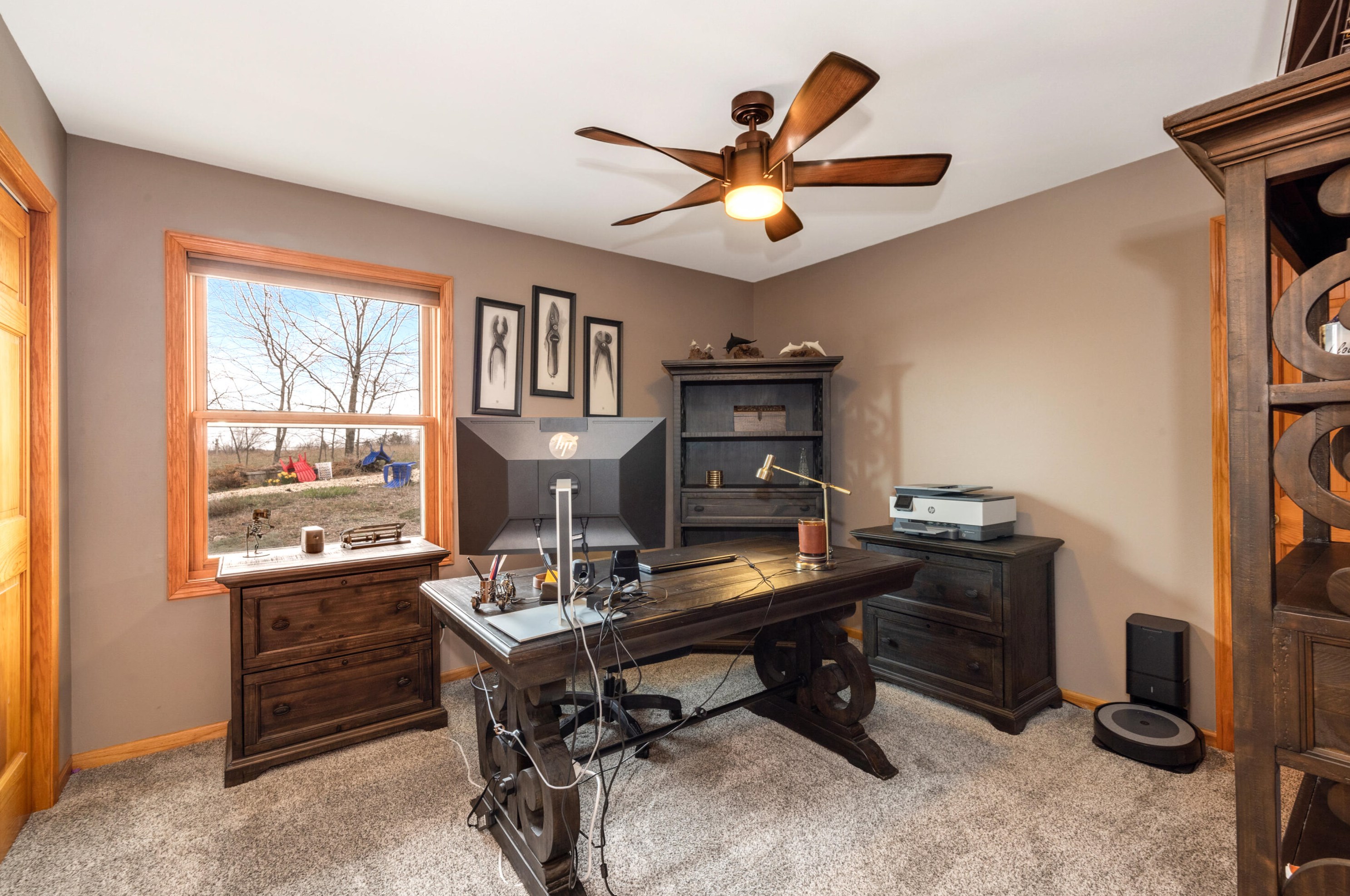 1497 Sunnyridge Rd, Pewaukee WI  53072-3885 exterior