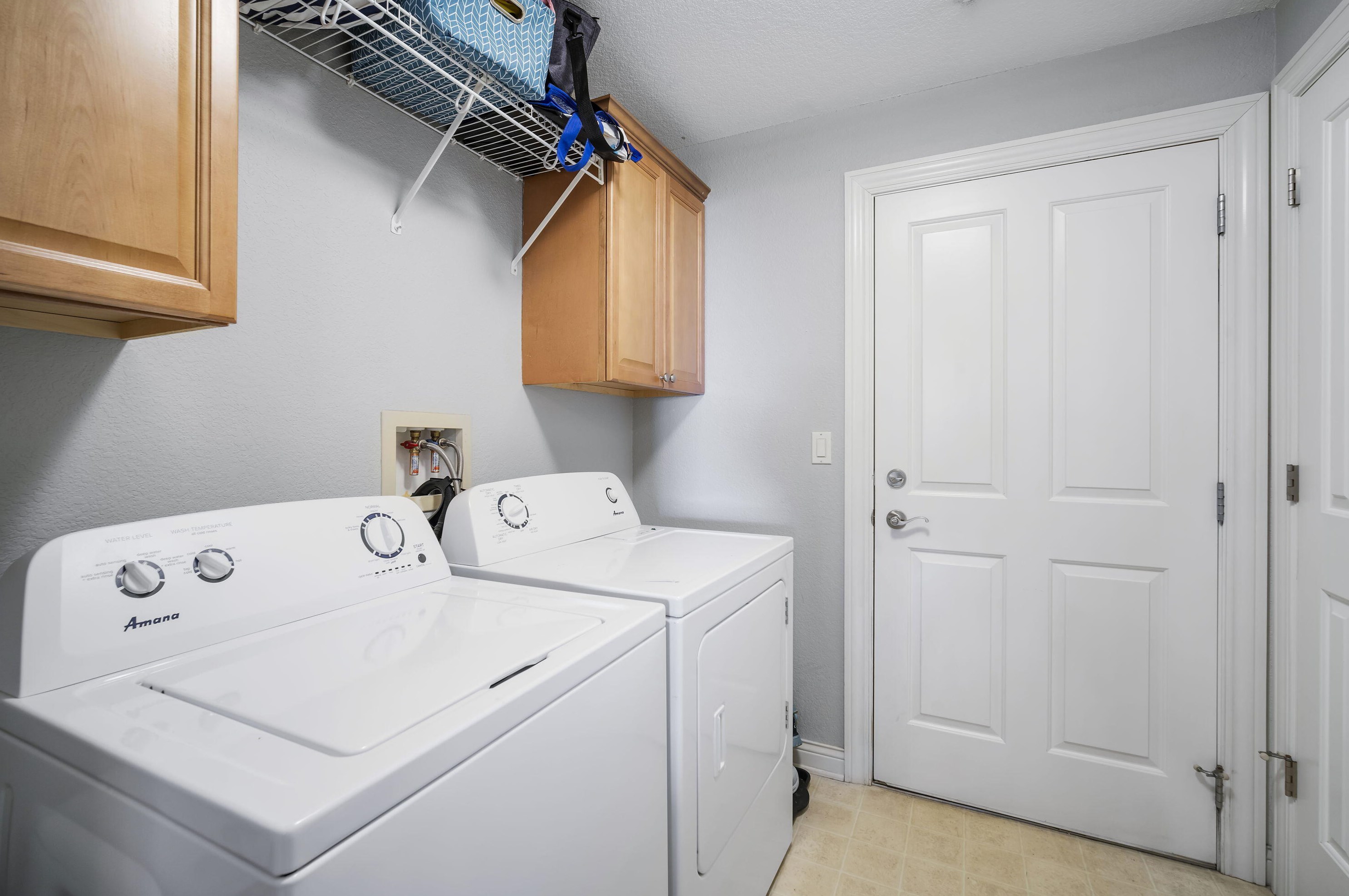 1824 Stoney Ln, Slinger WI  53086-9038 exterior