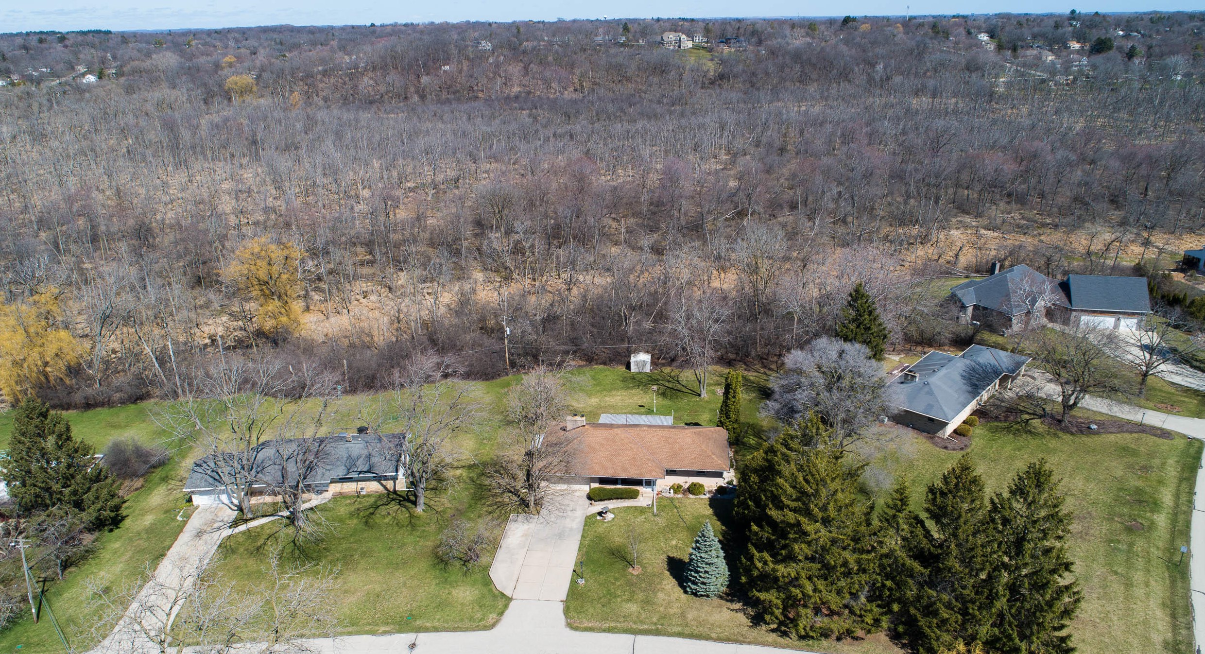 17920 Evergreen Ct, Brookfield, WI 53045-2813