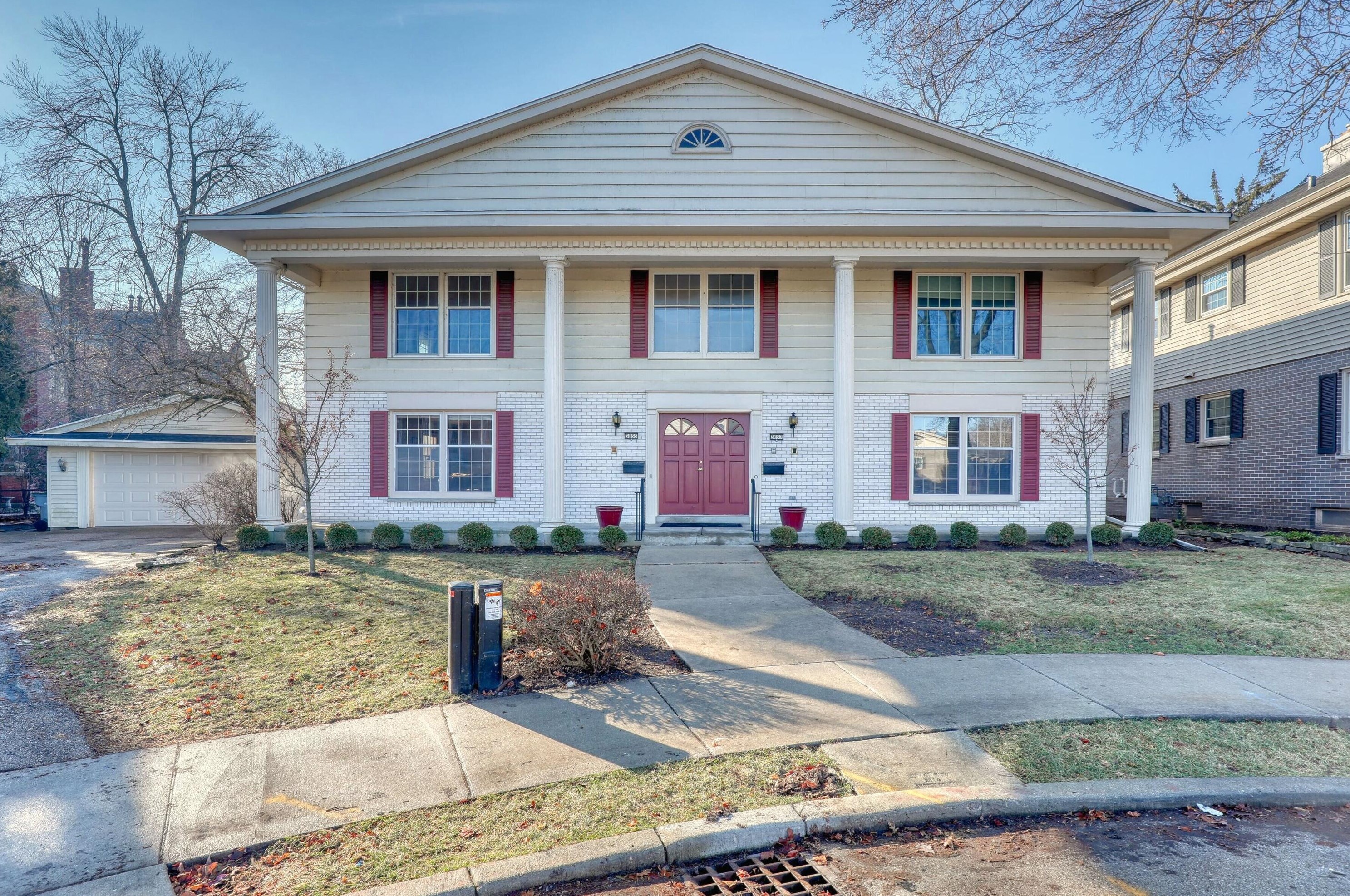 3057 Newport Ct, Milwaukee WI  53211-2910 exterior