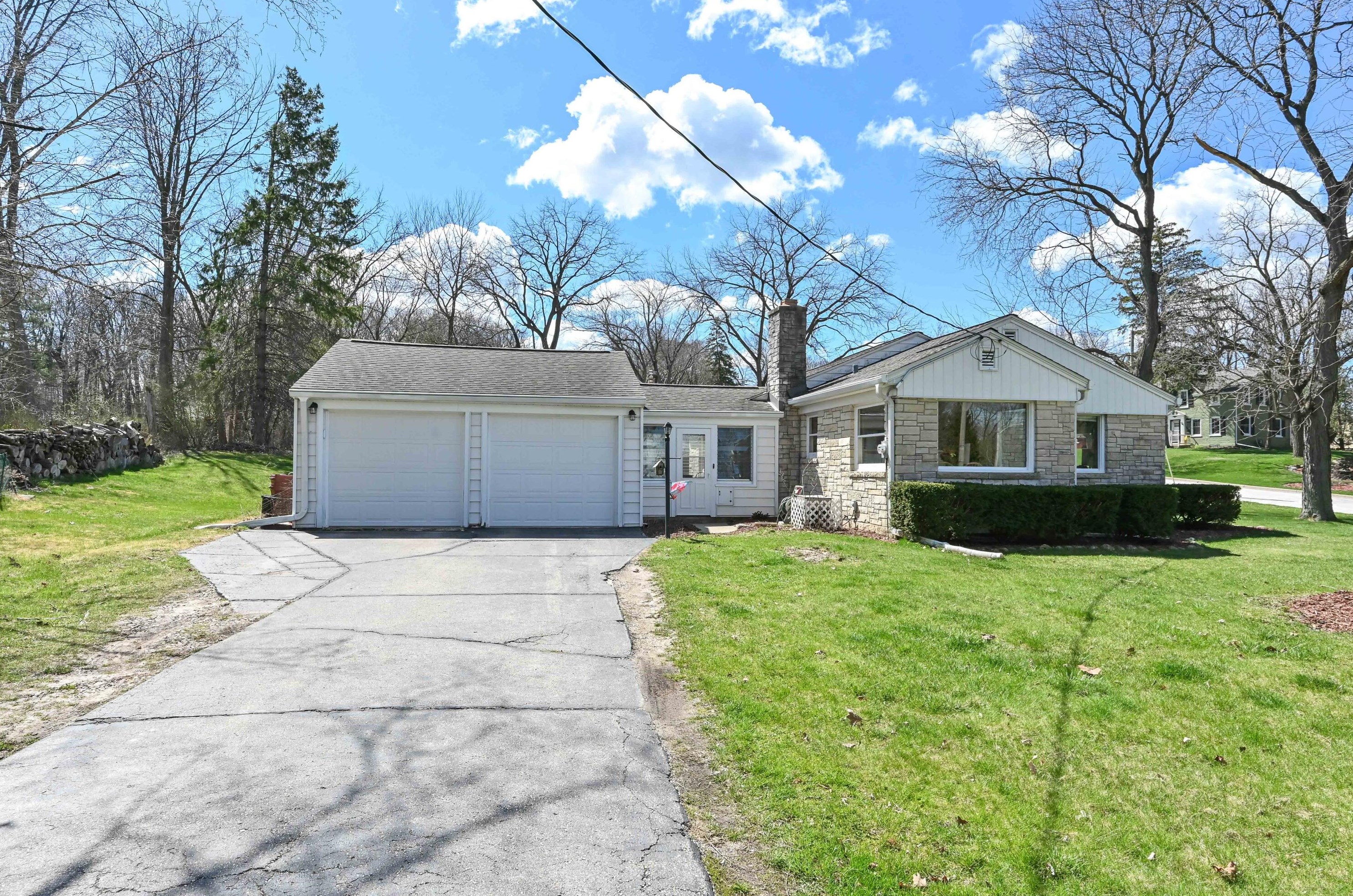 764 119, Milwaukee WI 53226-3626 exterior