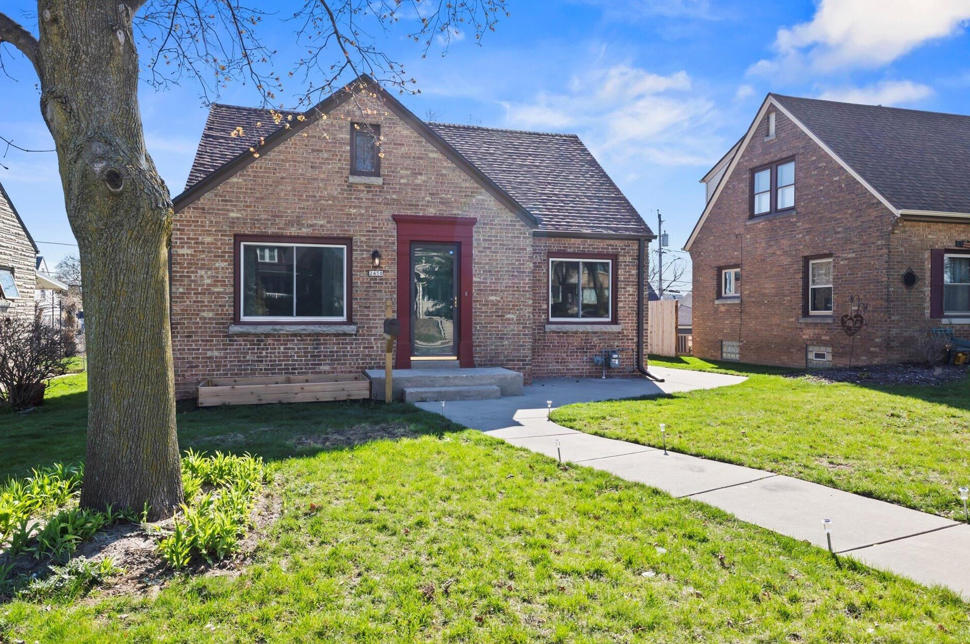 2450 60, Milwaukee WI 53219-2130 exterior