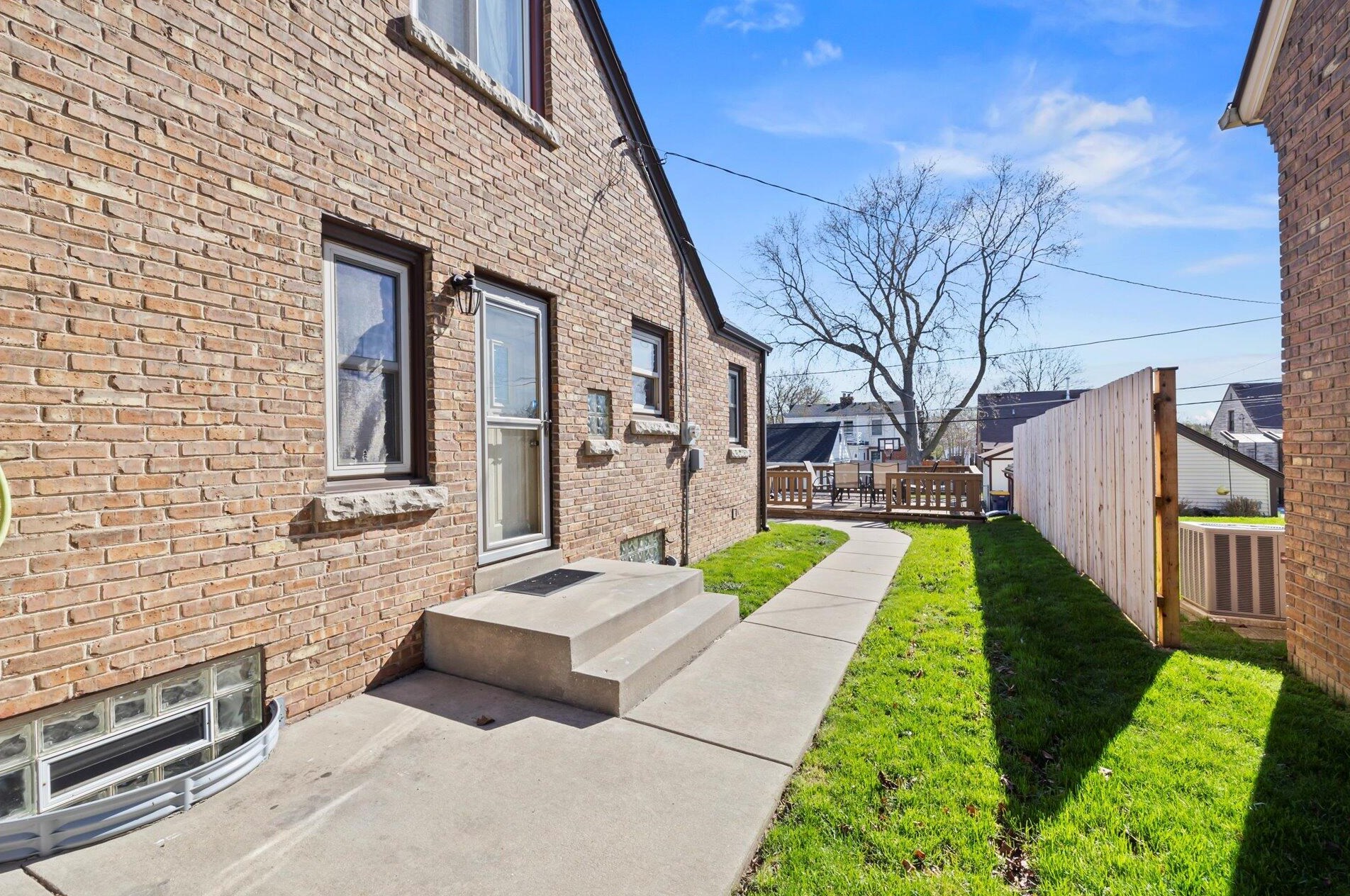 2450 60, Milwaukee WI 53219-2130 exterior